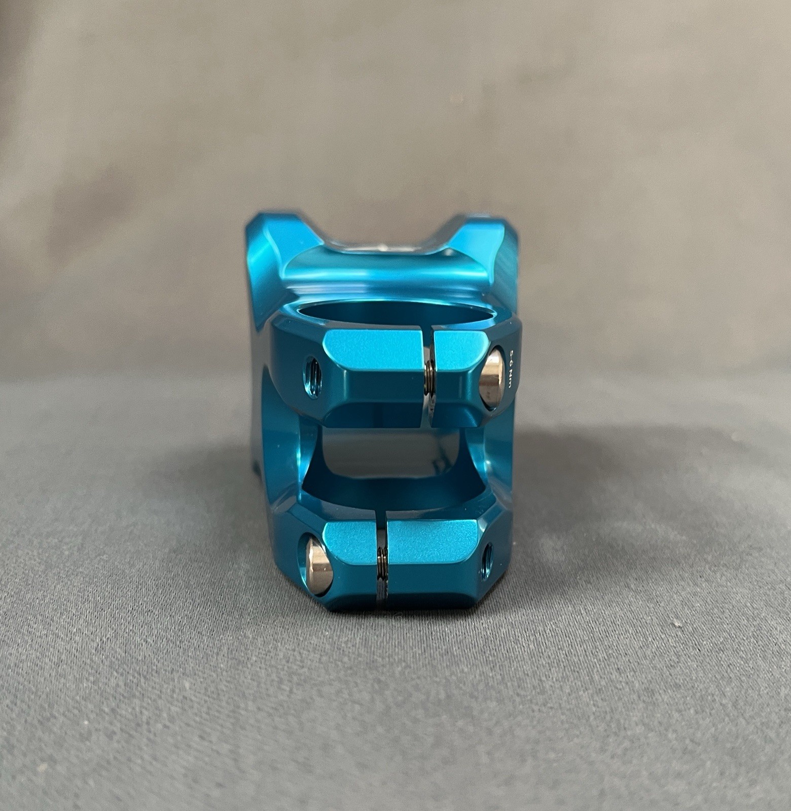 Industry Nine A35 Stem 50mm 1 1/8″ 35mm Clamp +/- 7° Rise Turquoise 156g