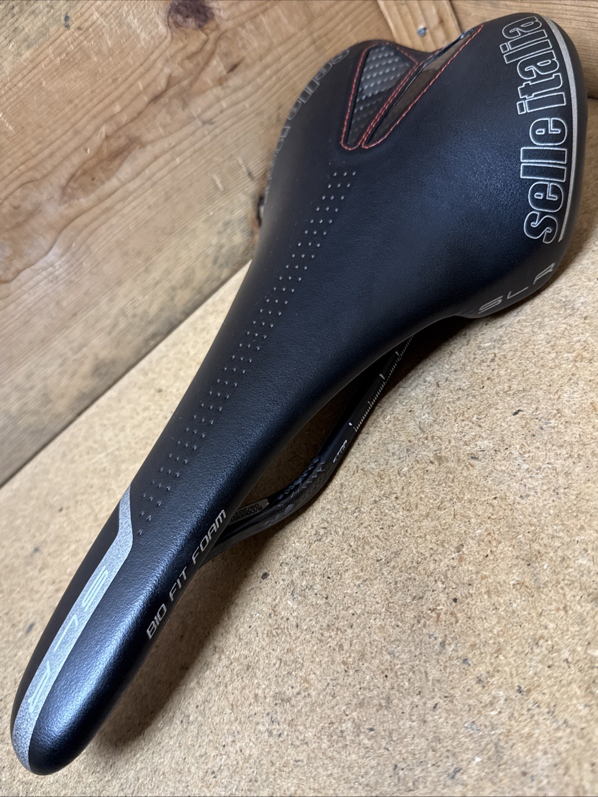 Selle Italia SLR Kit Carbonio Saddle Carbon Fiber Rails 125g ID Match S1