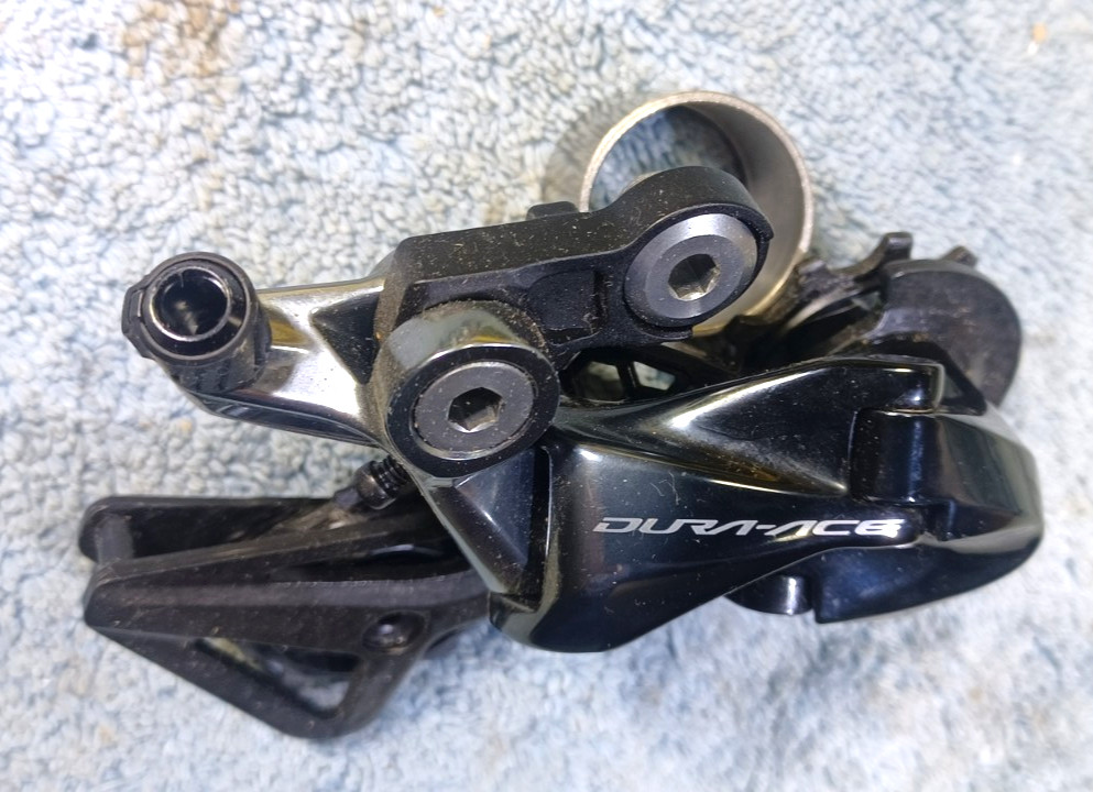 VGC, used, Shimano Dura Ace RD-R9100, 11 Speed, Cable Shift Rear Derailleur