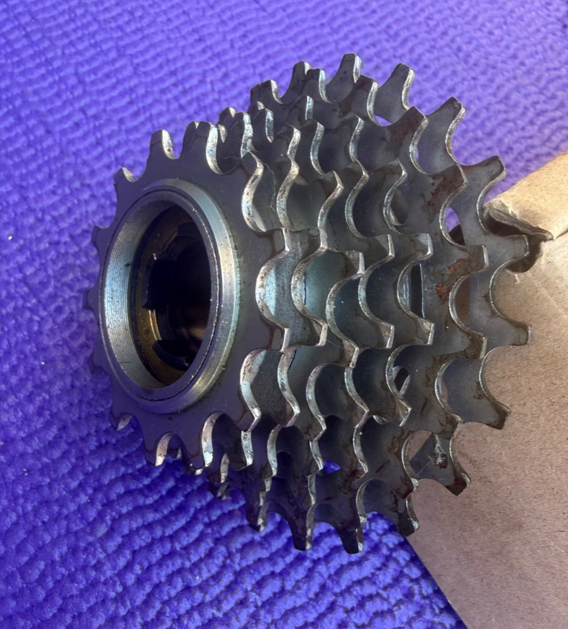 Suntour Winner Pro Freewheel 7 Speed Maeda 13-23T Silver 4 Prong Vintage 1980’s
