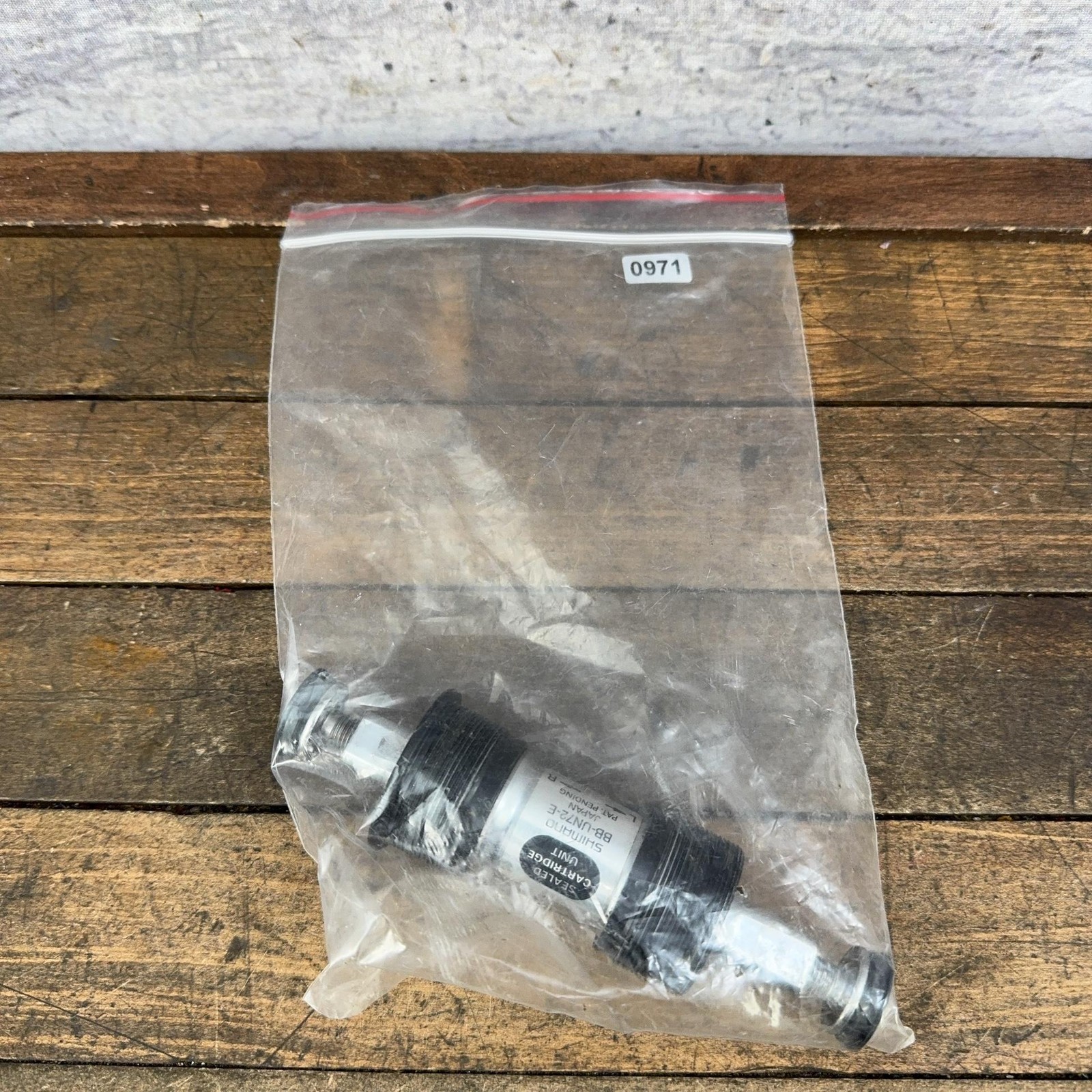 Shimano BB-UN72-E Bottom Bracket 73mm BSA 111mm Square Taper JIS Japan 90s MTB