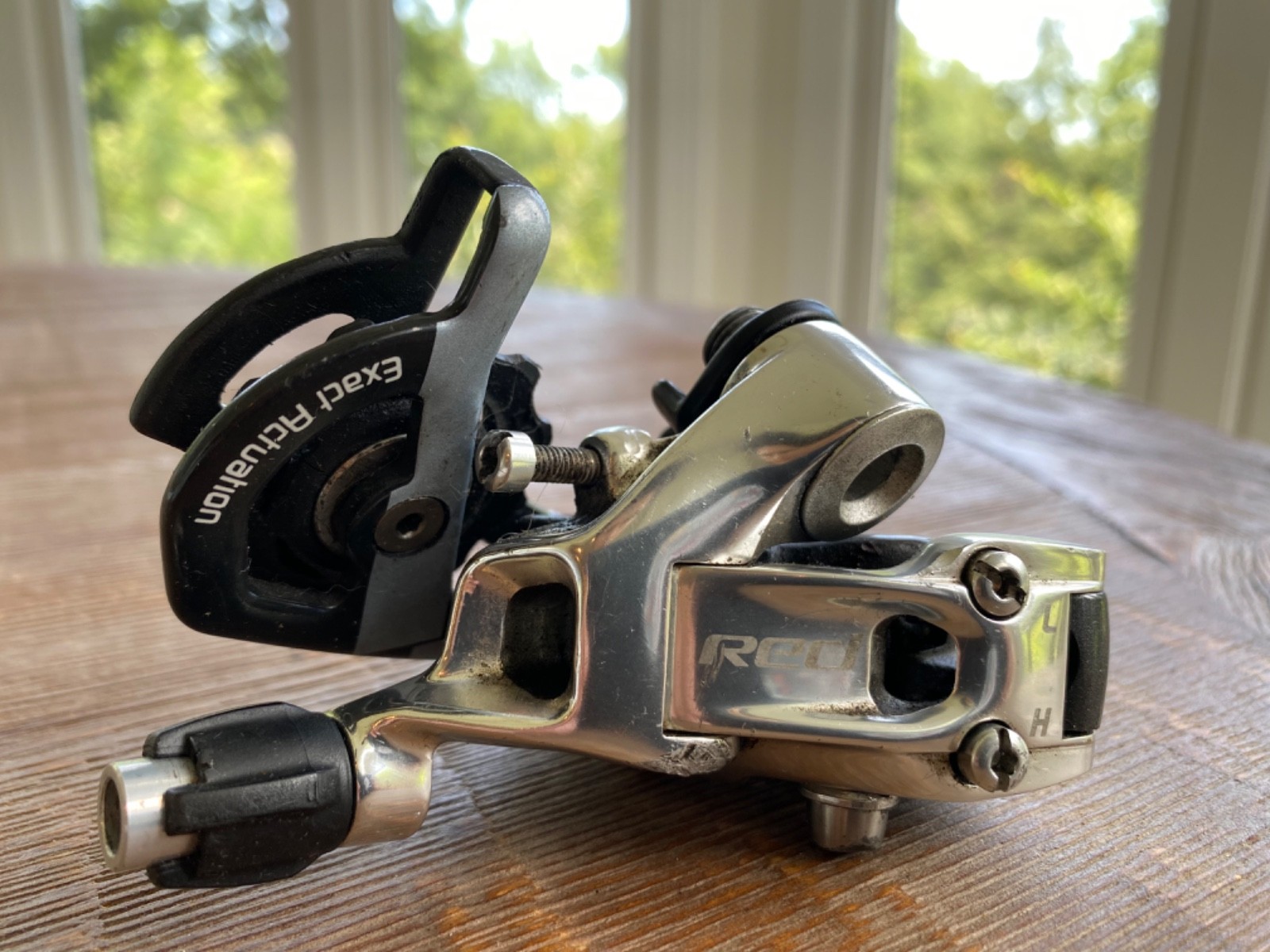 SRAM Red 10 Sp Road Bike Rear Derailleur Short Cage 32T Ceramic BlackBox Bearing