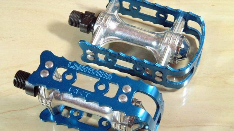 NOS SR pedal reflectorl BMX MKS bm 7 10 footjaws kkt lightning suntour XC comp
