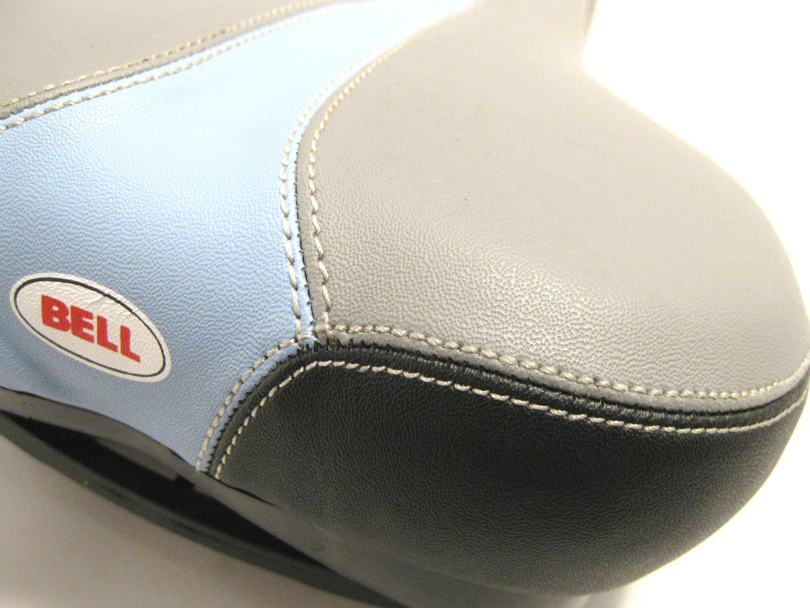 Bell Bellisima Women’s Comfort Vinyl Saddle Praia Shaped Soft Ride NEW w/ Tags