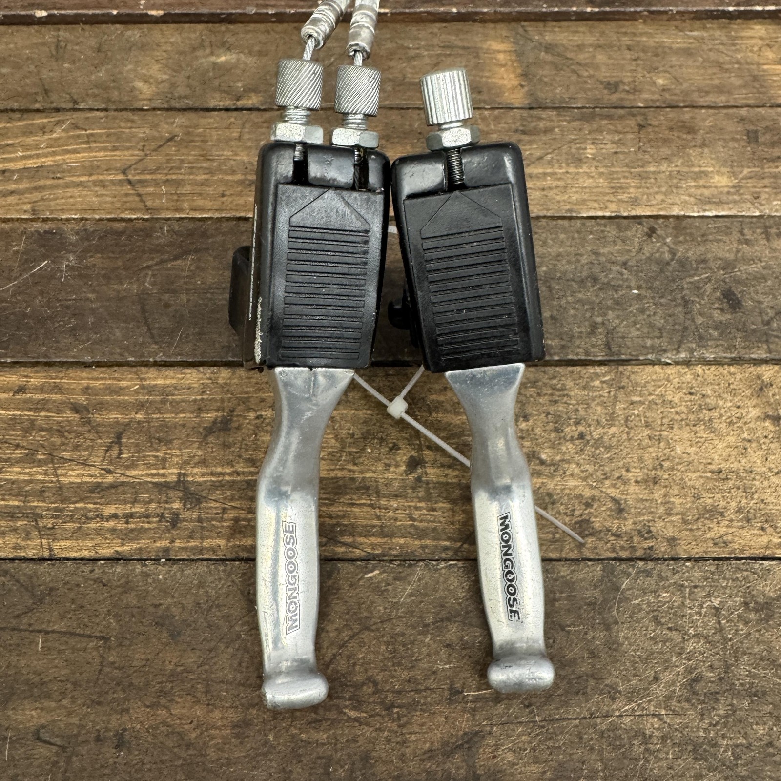 Vintage Mongoose BMX Bike Brake Levers Pair 2-Finger Dual Cables Mid SChool