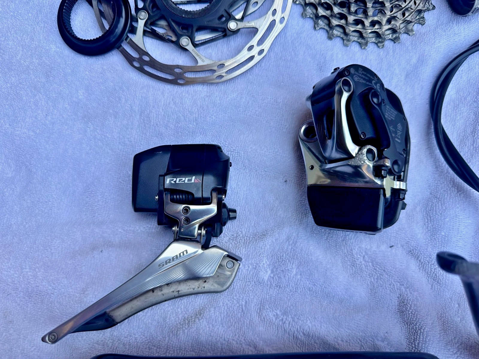 SRAM Red eTap HRD 11 Speed Wireless Electronic Hydraulic Disc Groupset