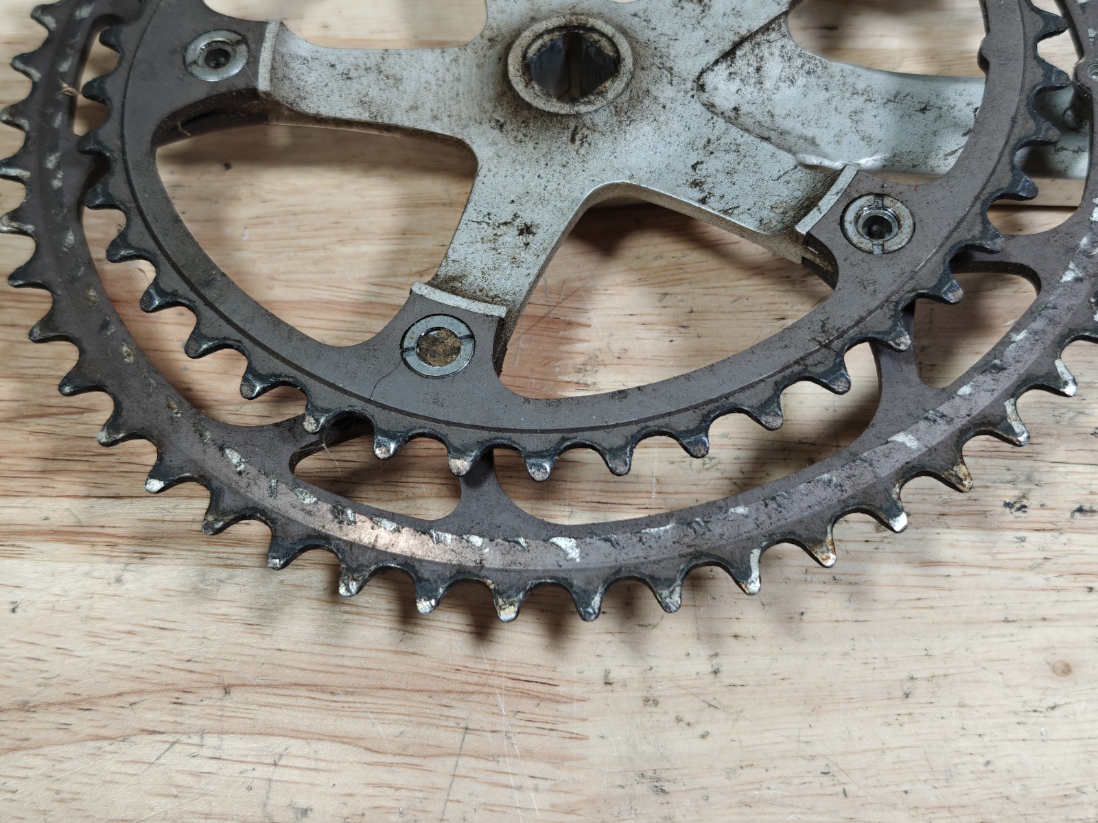 Shimano 600 FC-6207 175mm 52/42T Biopace Crankset 2x / Double