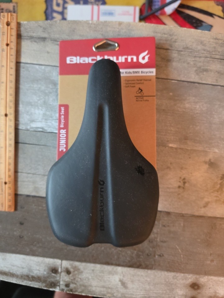Blackburn BMX Bicycle Seat – Junior Kids Youth Black – 1 Bicycle Seat, 1 Seat…