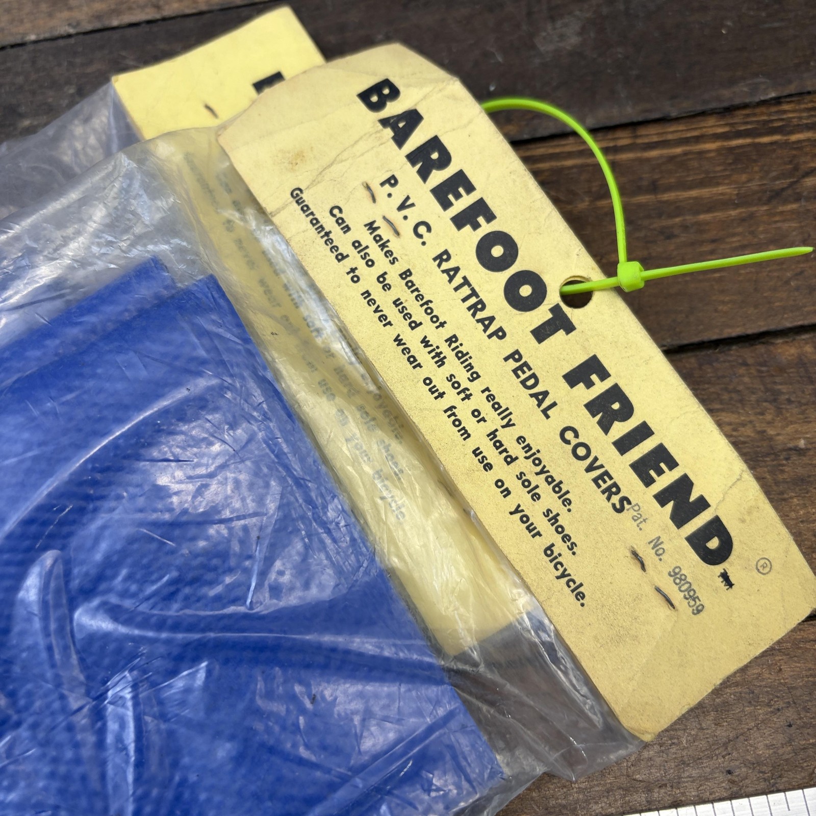 Vintage Barefoot Friend PVC Rattrap Pedal Covers NOS Blue 2 Pair 980959 Bicycle