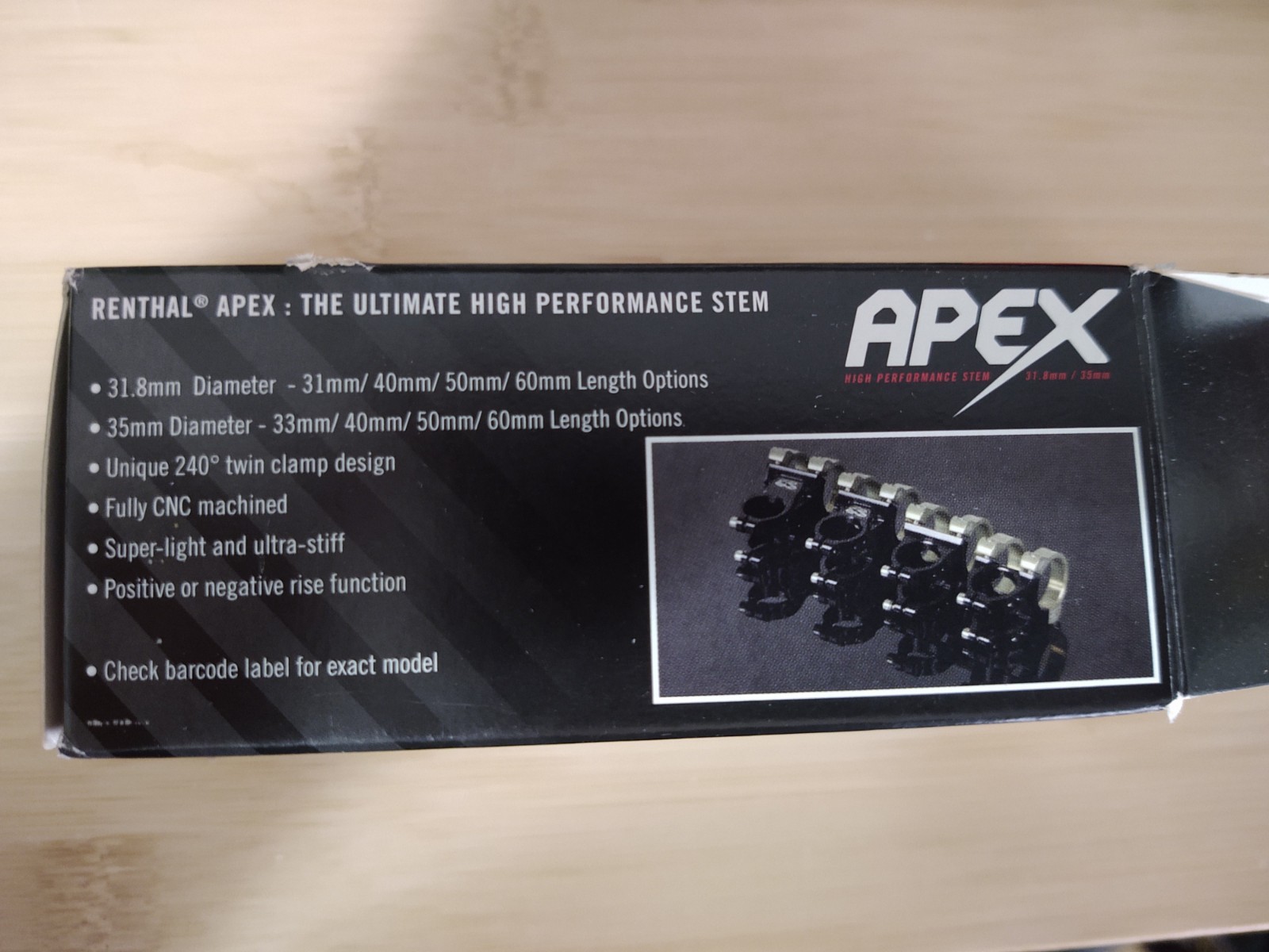 Renthal Apex Stem – 60mm, 31.8 Clamp, +/-6, 1 1/8″, Aluminum, Black/Gold