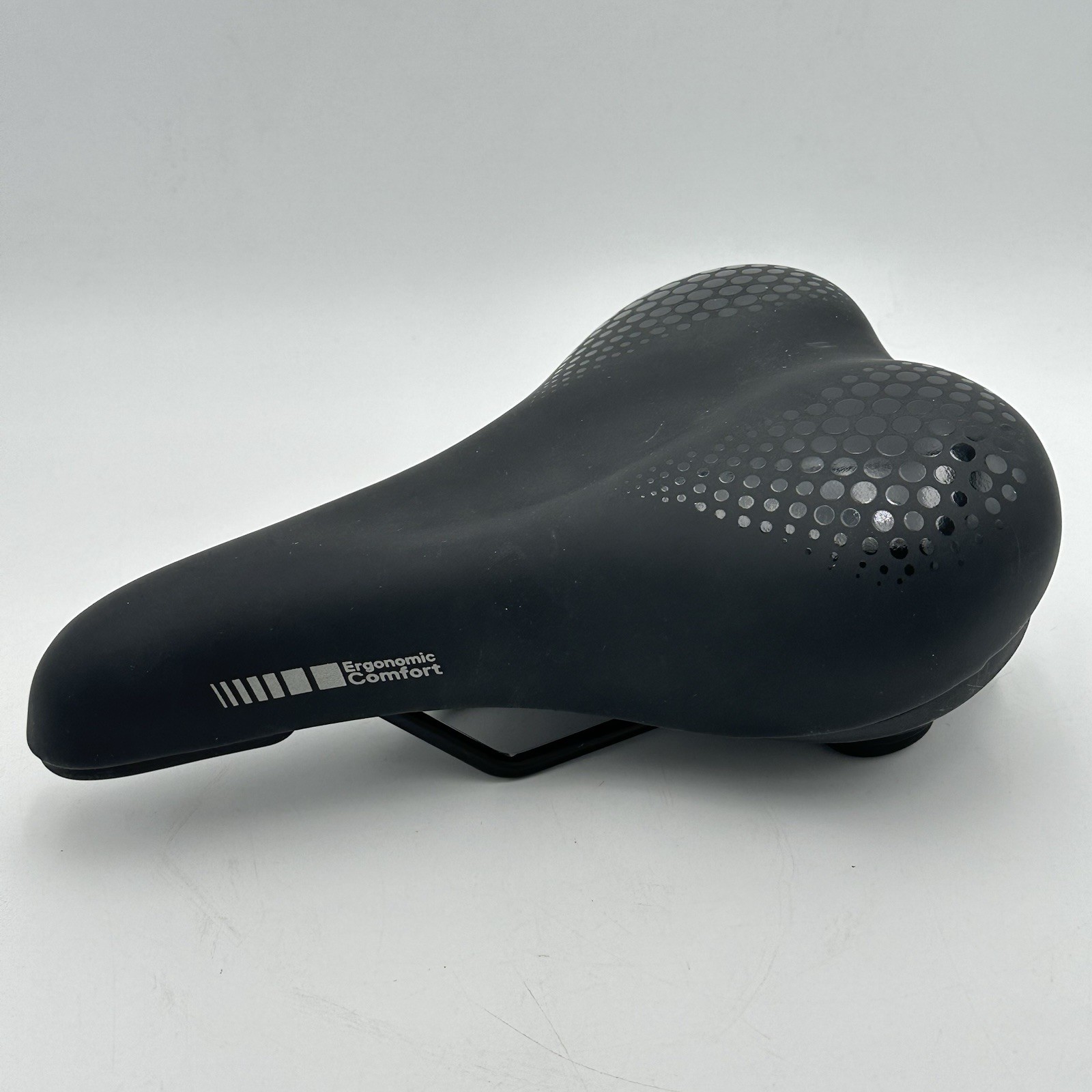 Delta Comfort Memory Foam Saddle – Shock-Absorbing, Steel Rails, Black