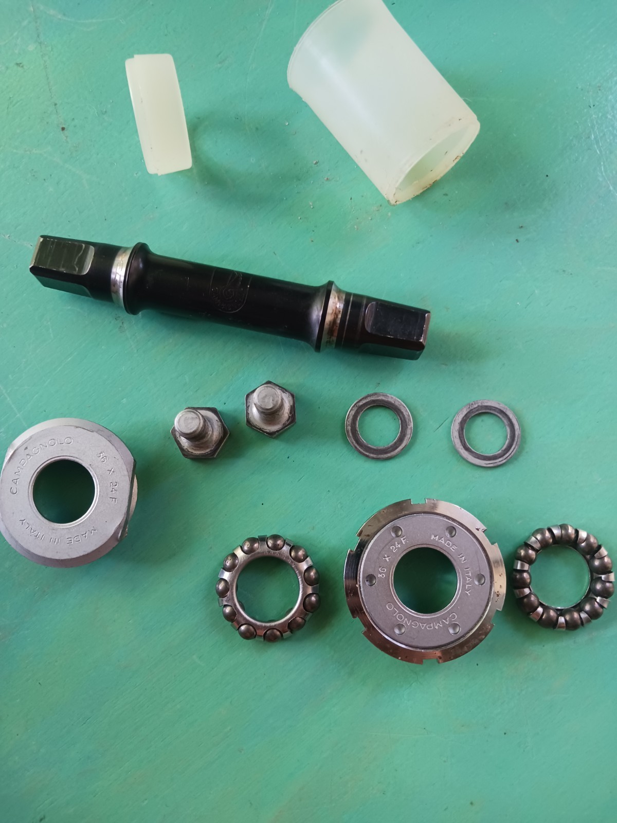 Campagnolo Chorus Bottom Bracket C Record Era 36 x 24 Italian 70- 114mm