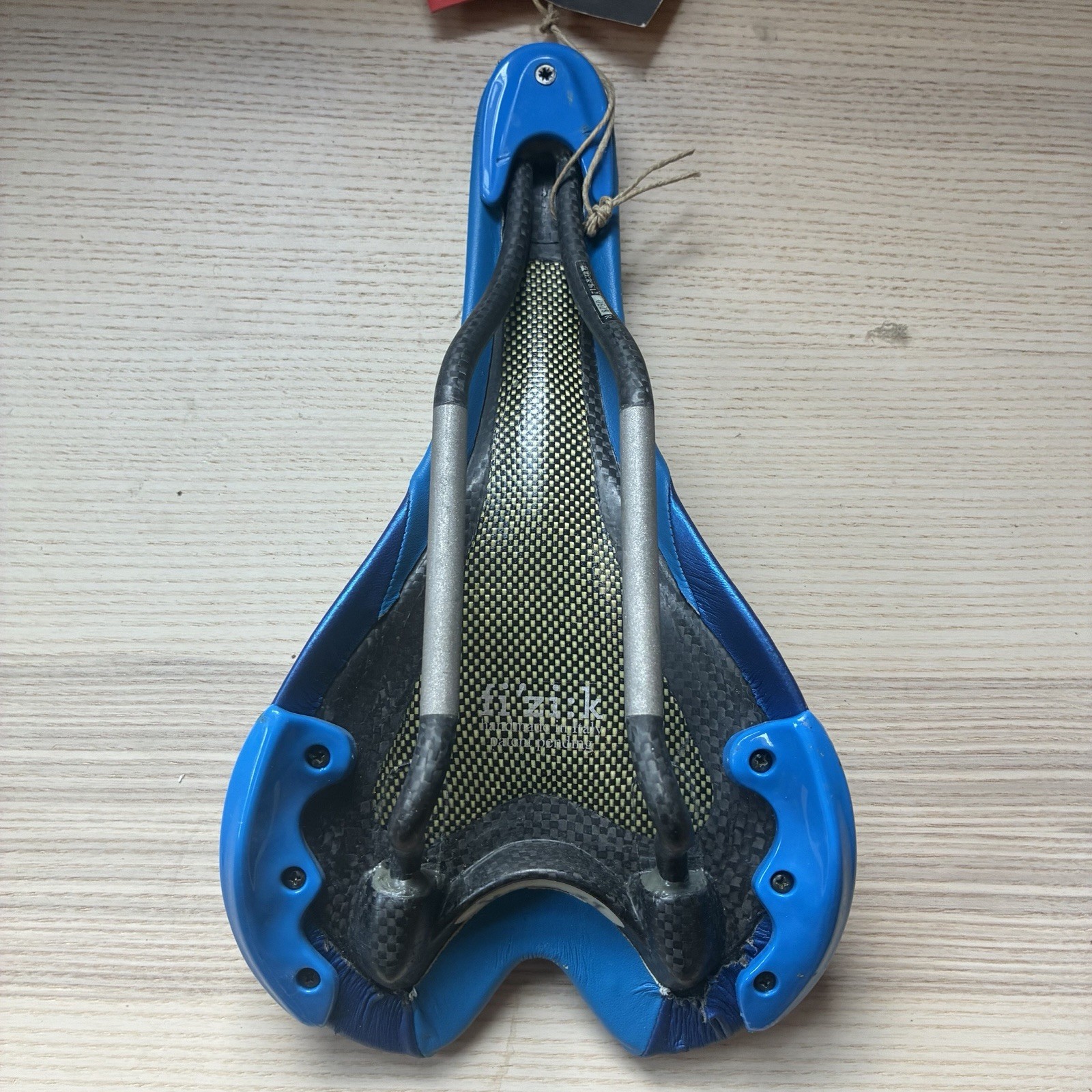 FIZIK Aliante carbon rail saddle In Blue 200 Grams