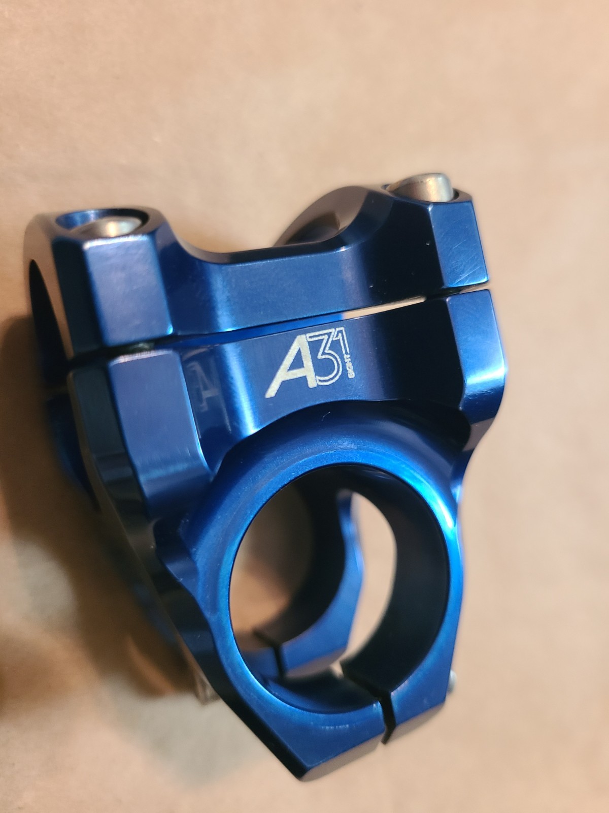 Industry Nine i9 A318 Stem 30mm 31.8mm Clamp +/-8 1 1/8″ Aluminum Blue 120gr