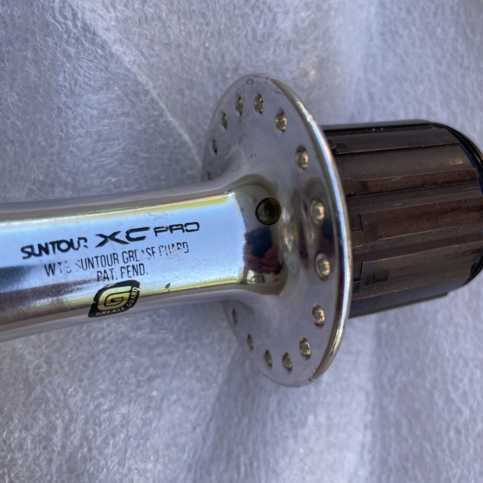 New Vintage Suntour XC Pro WTB Grease Guard Hub and QR 36H 135 Cassette NOS MTB