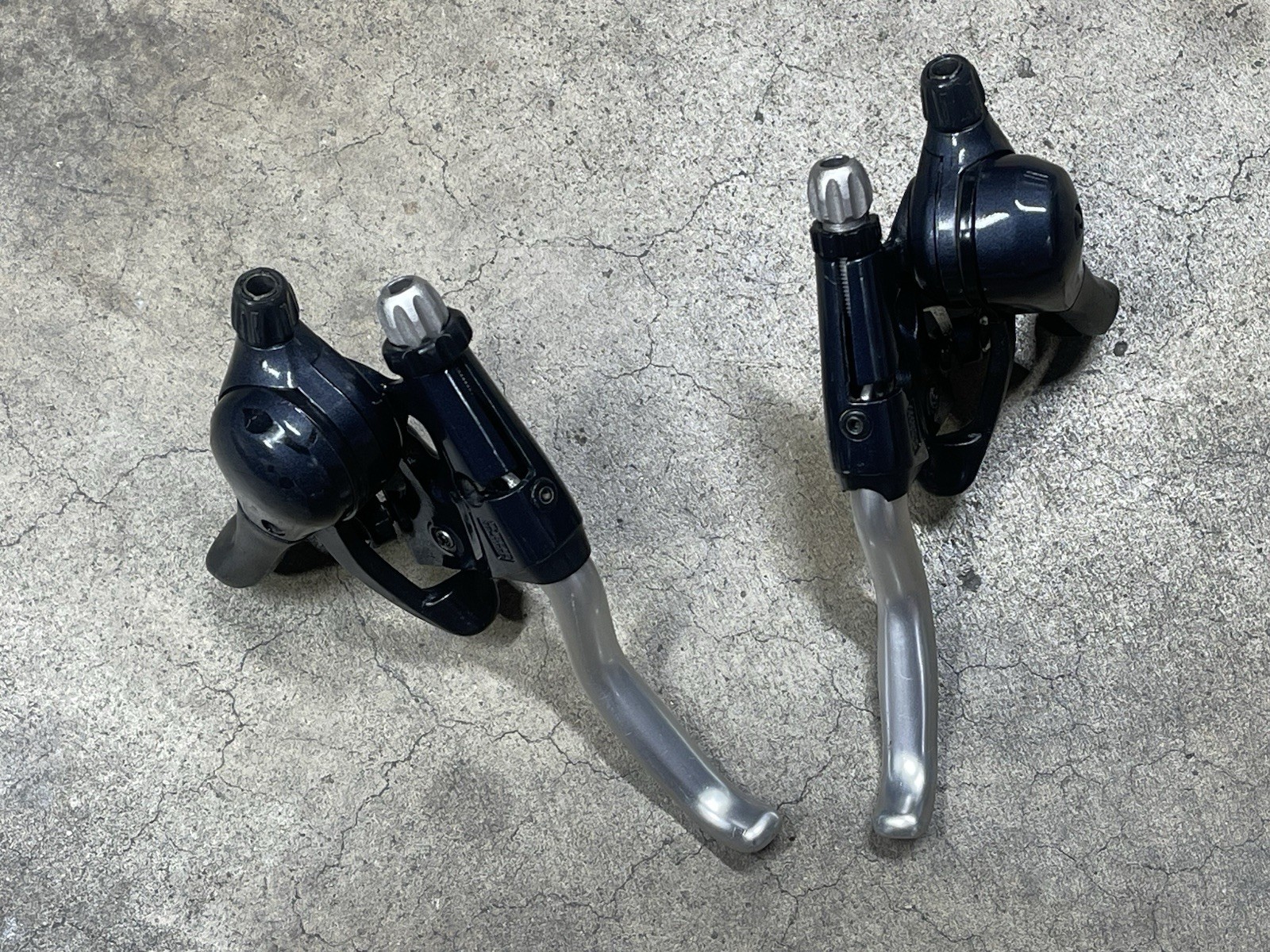 Shimano XTR ST-M900 Speed MTB Trigger Brake/Shift Lever Set Blue