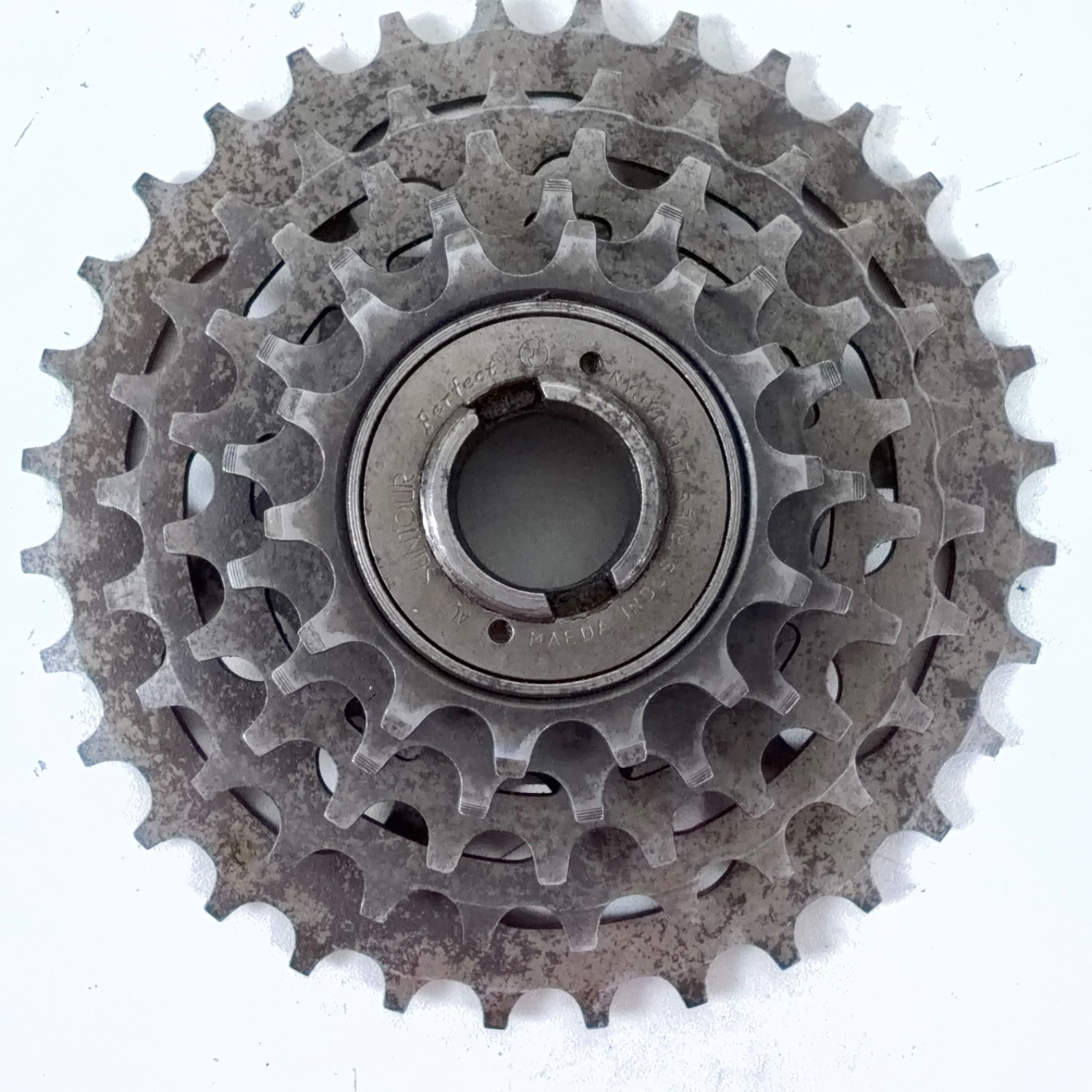 Suntour Perfect 14-32 5 Speed English Threaded Freewheel