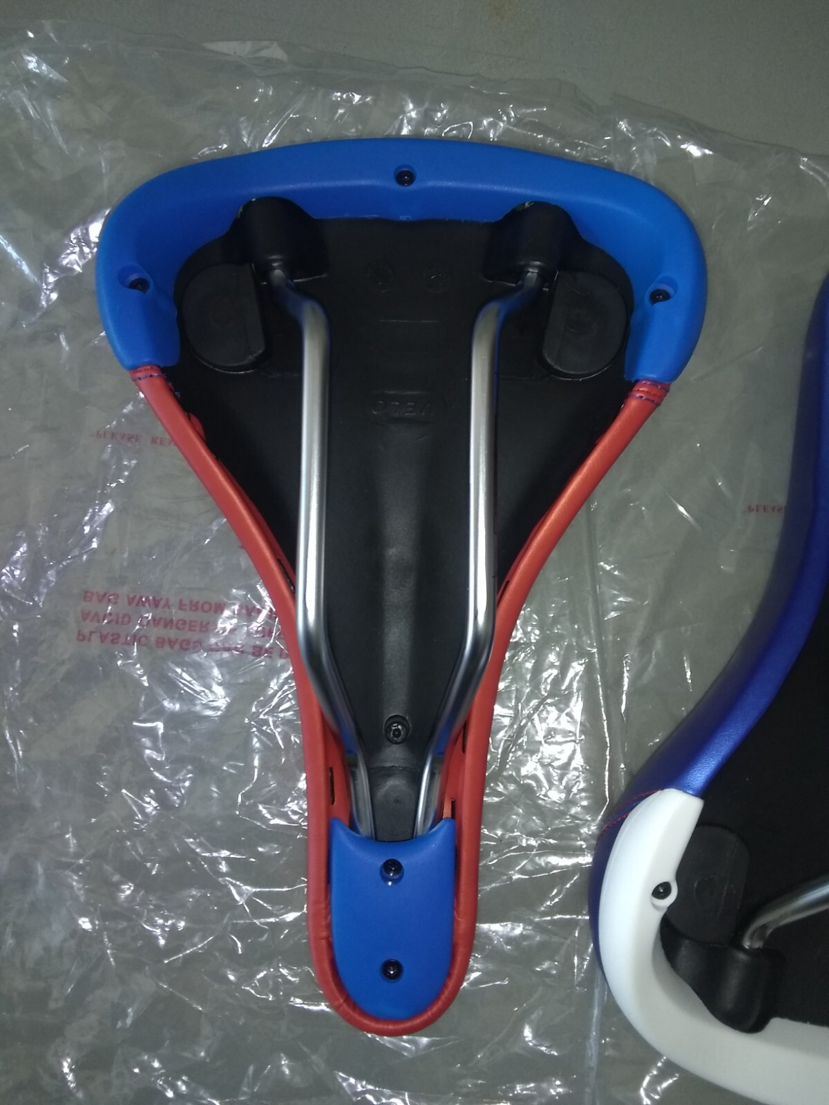 BULLSEYE 🎯 bmx SEAT limited edition of 25 (RED) se bikes viscount Dyno haro GT