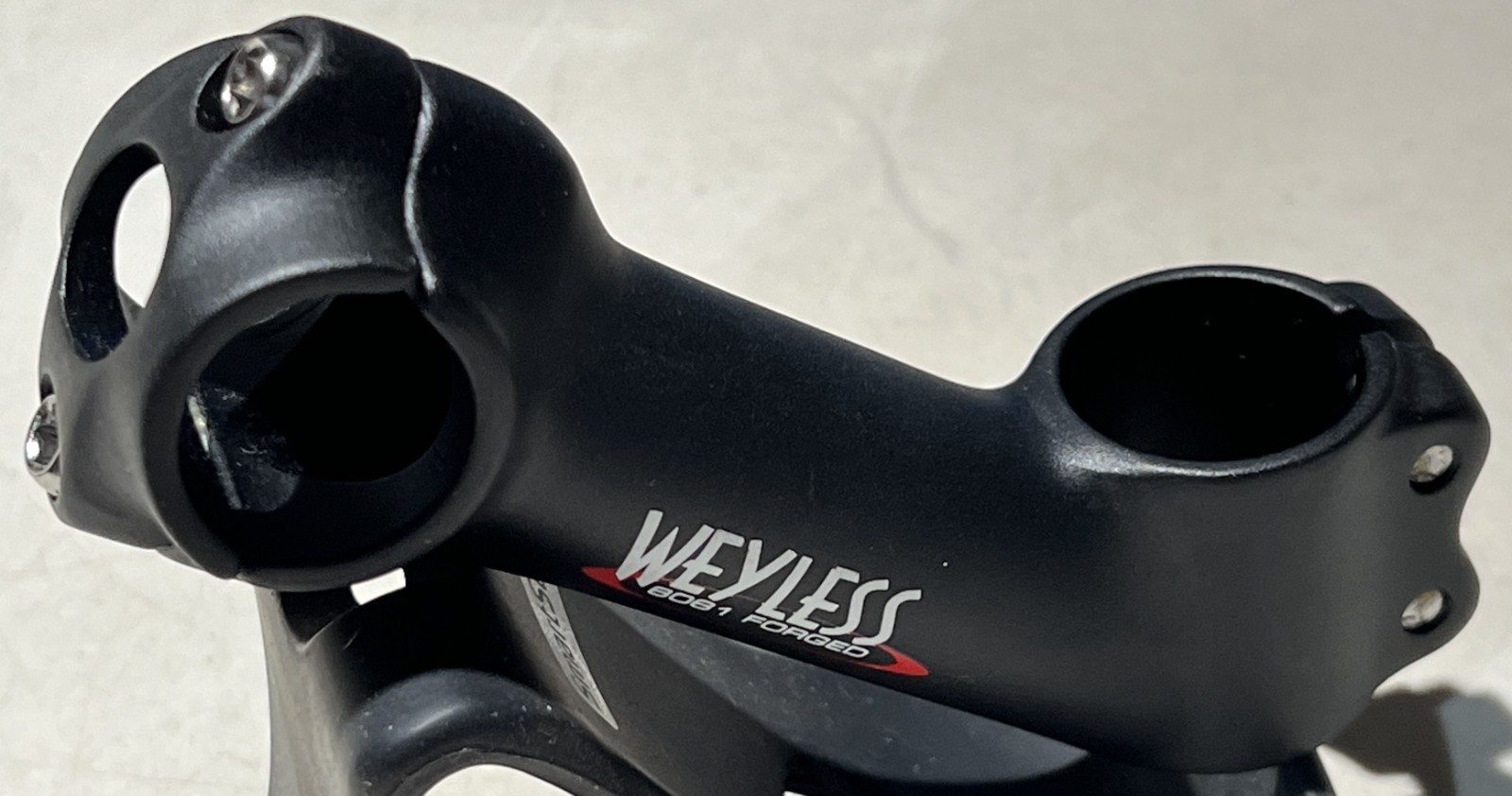 Weyless Threadless Stem 105mm, 1″ Handlebar Clamp 1-1/8″ Steerer, +45 deg.