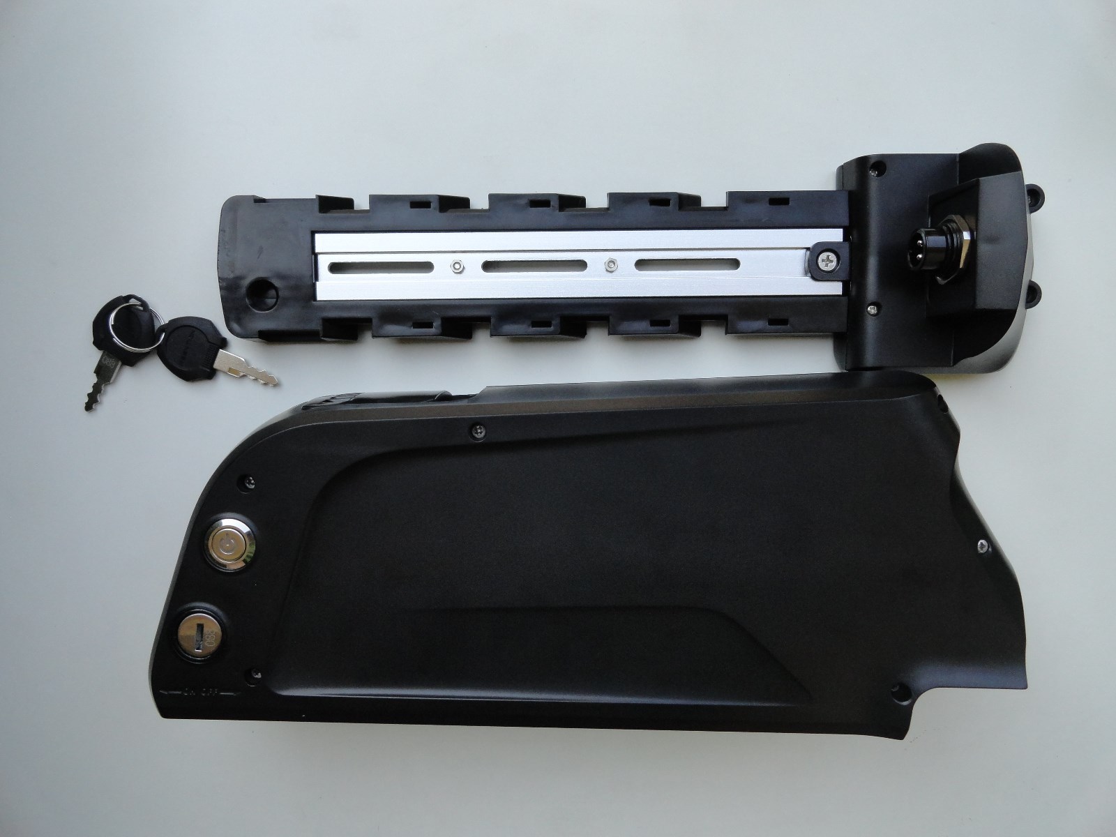 Electric Bike Ebike 48v Li-ion Battery Dolphin Case Box + USB Plug Switch