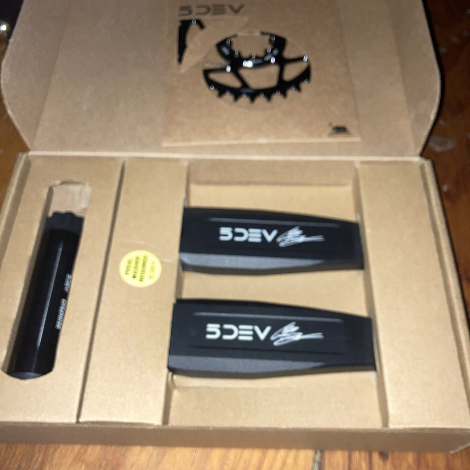 5Dev DH/Freeride Cranks 155mm Aluminum DUB Spindle Black with 32T Chainring (New