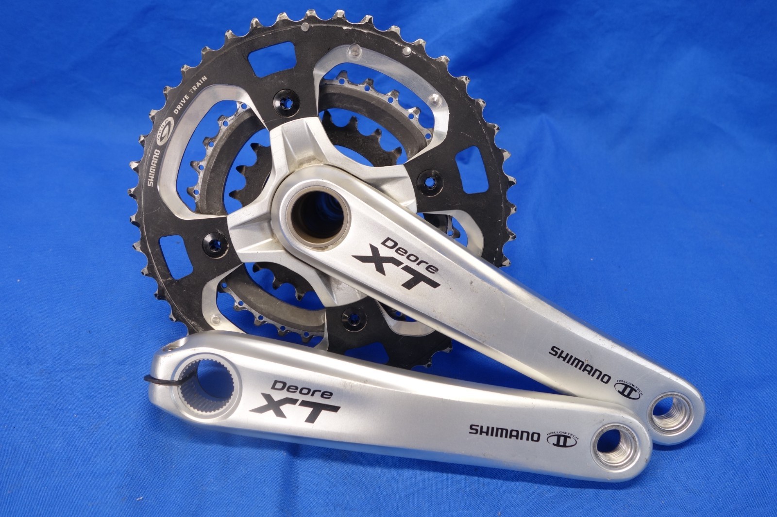 Shimano Deore XT FC-M770 3 x 9 MTB Bike Crankset, 44/32/22t, 175mm