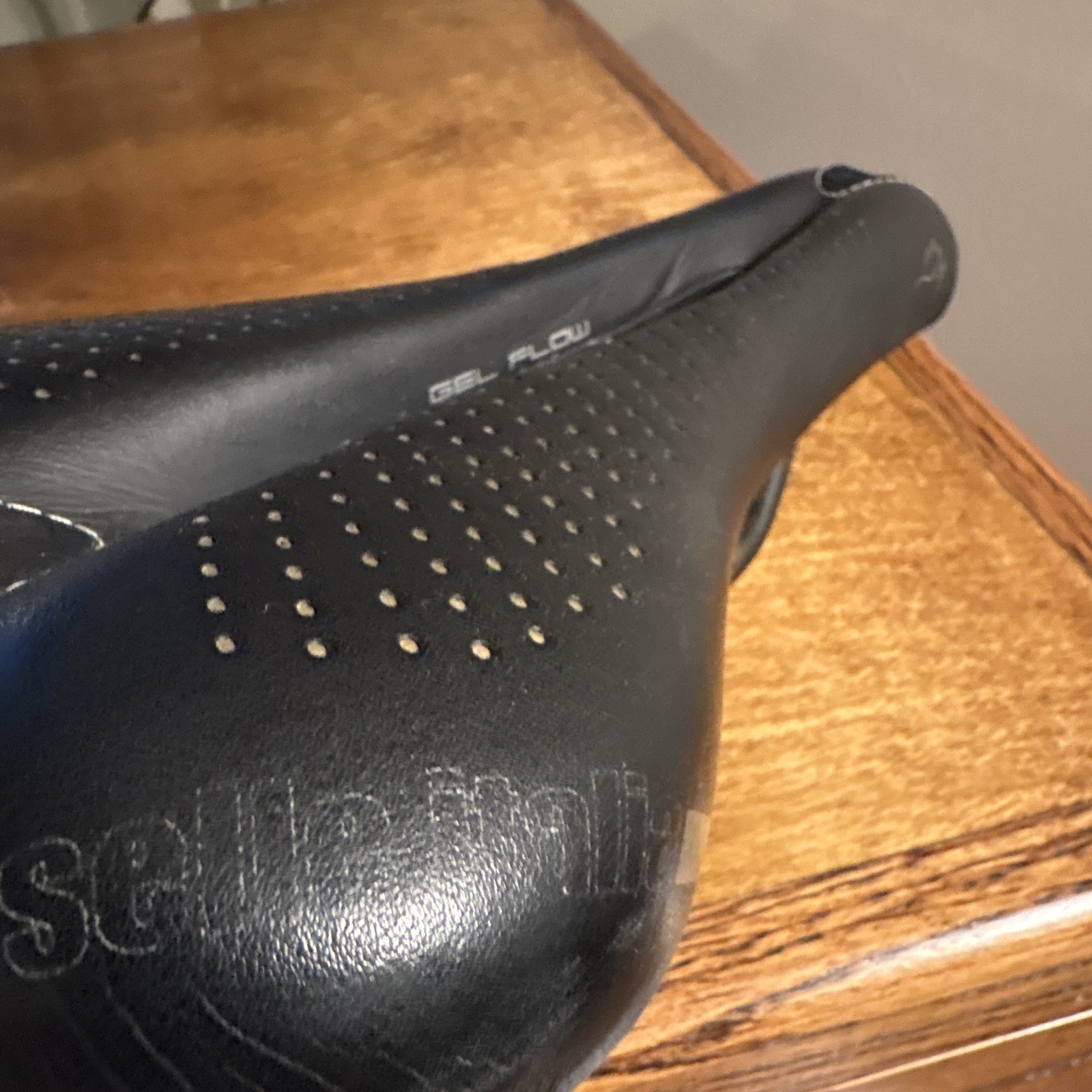 Selle Italia Gel Flow Cutaway Road Bike Saddle Seat – Lady Gel