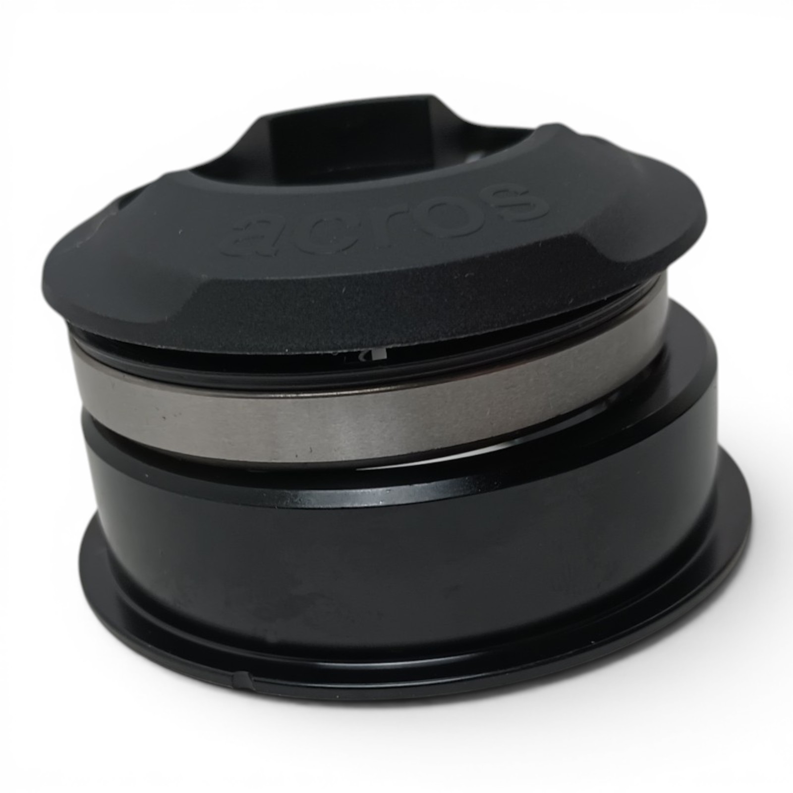 Acros internal sealed 1.5» headset internal cable routings lockring