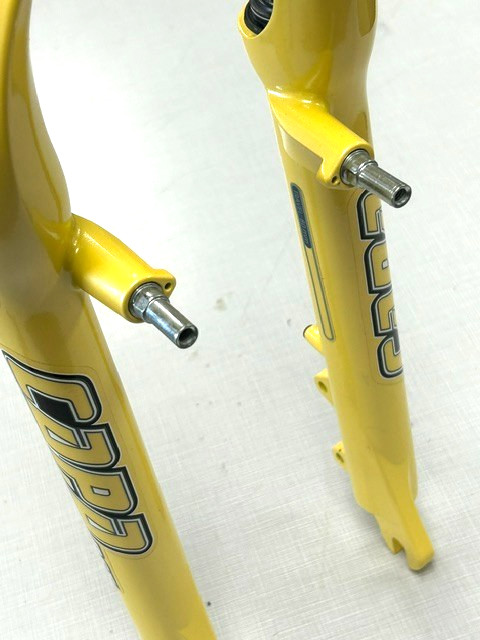 RST Capa Yellow Front Suspension Fork 26″ ATB MTB Rim Disc Brake Threaded 1 1/8