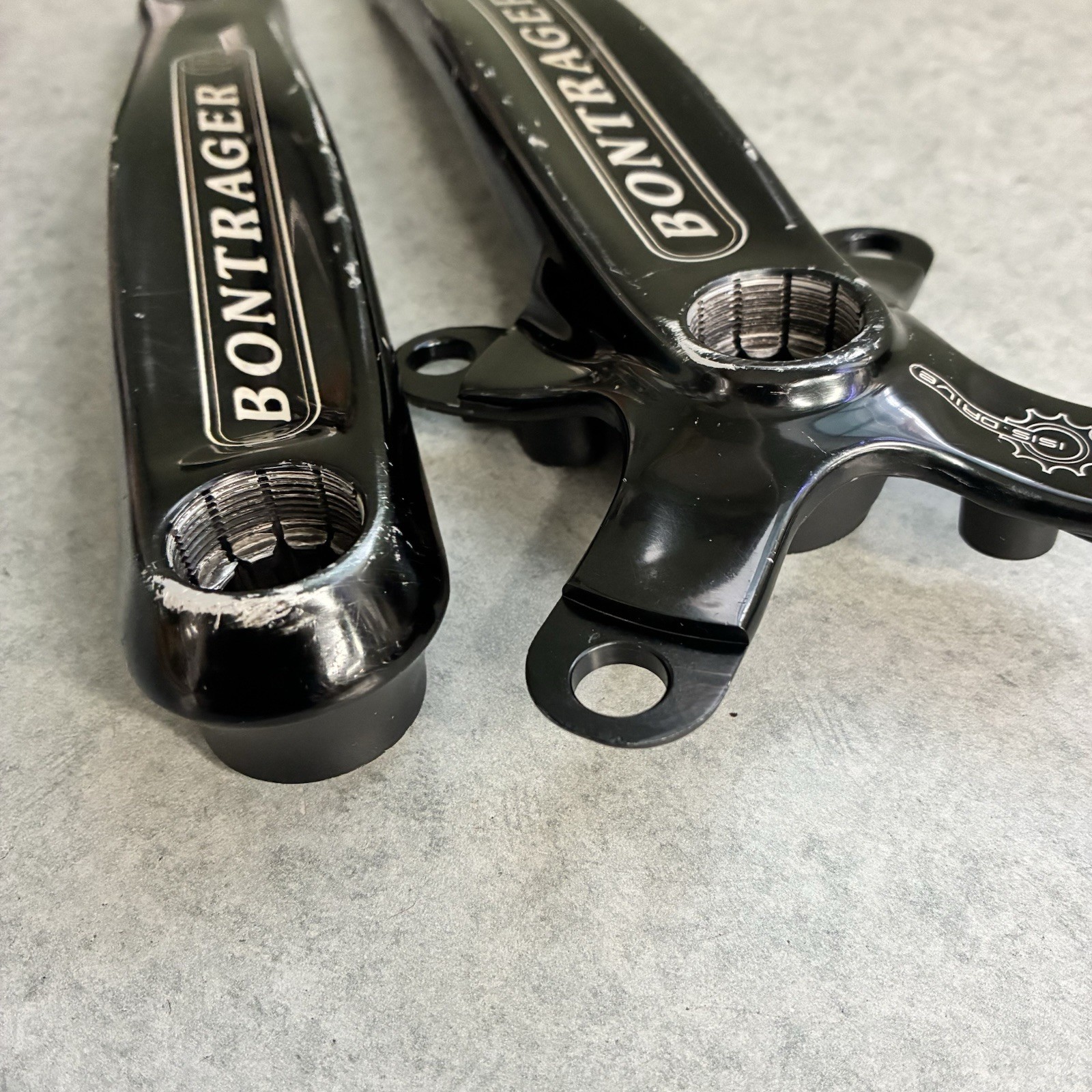 VINTAGE BONTRAGER RACE MTB 175 MM ISIS DRIVE CRANKSET W/ BB 104 / 64mm BCD ARMS