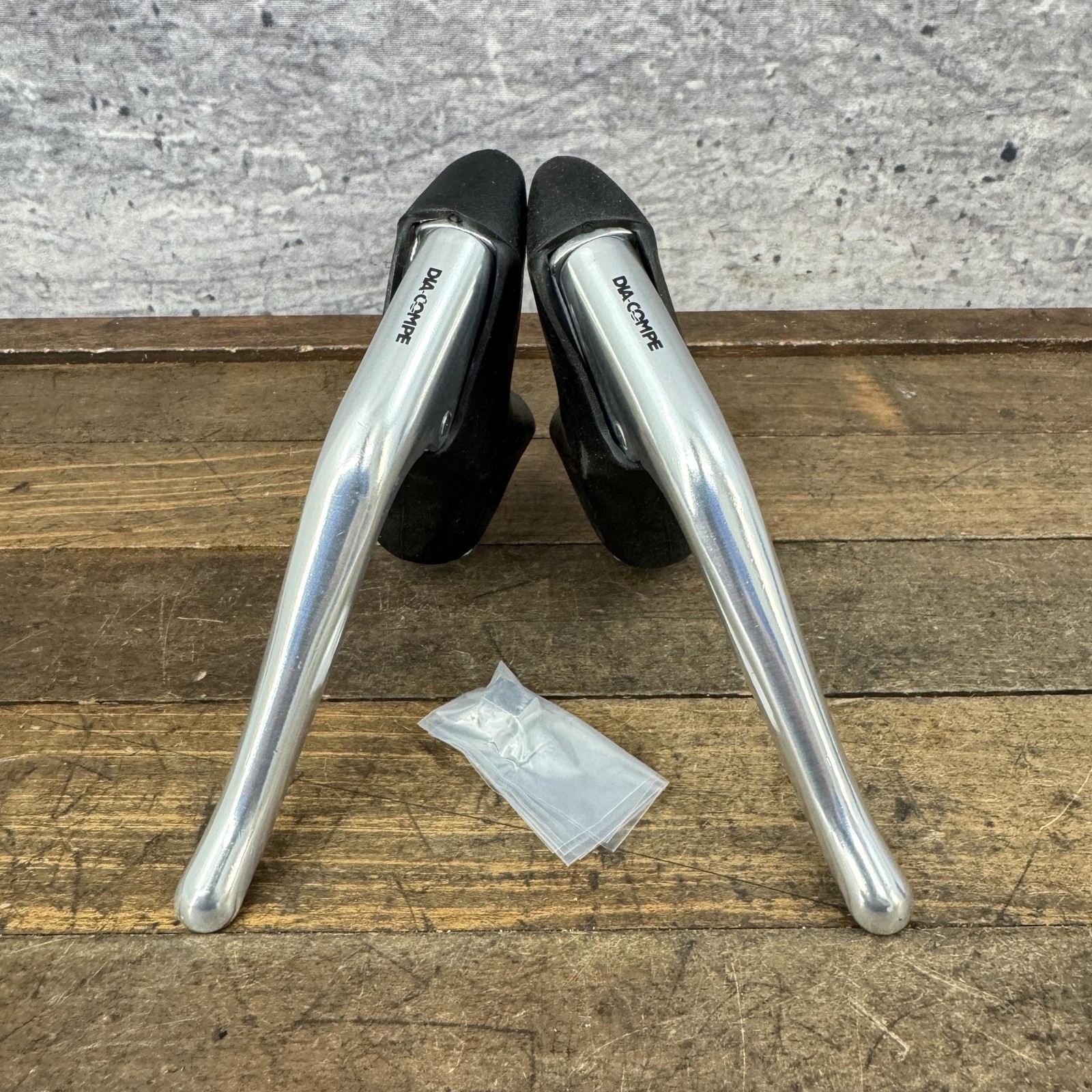 Vintage Dia-Compe TANDEM Brake Levers DUAL NOS Non Aero 4-Finger 23.8mm Drop Bar