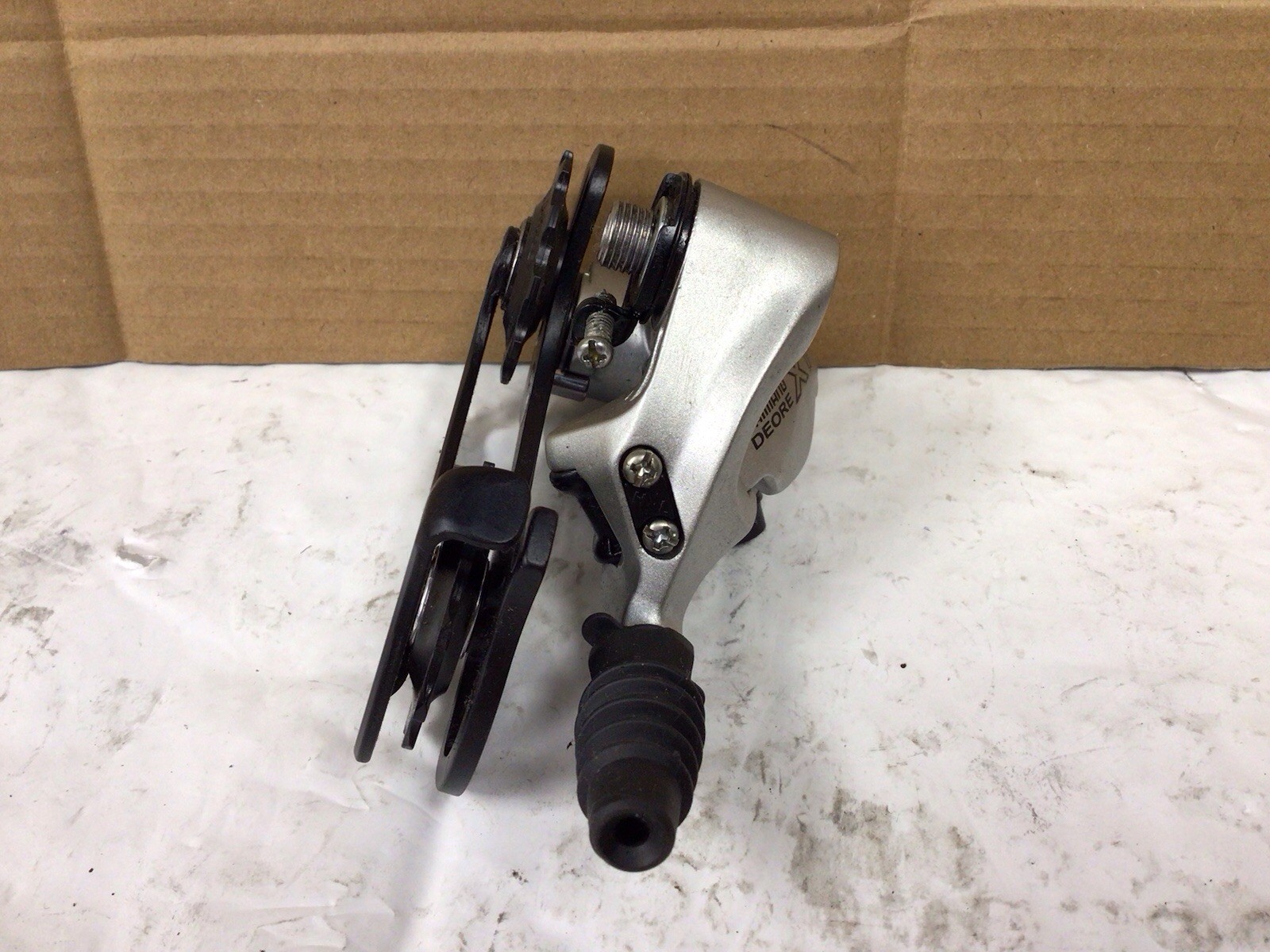 Shimano Deore XT 9 Speed Rear Derailleur RD-M750