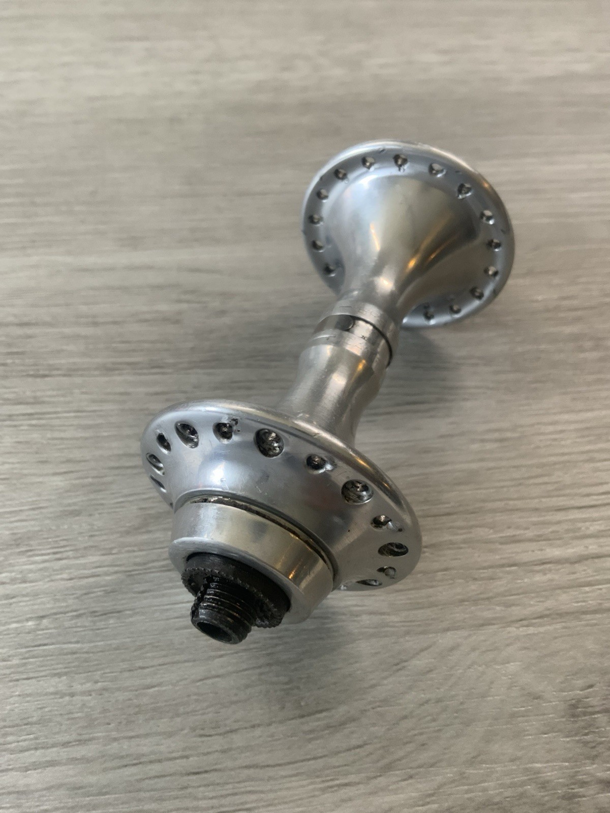 CAMPAGNOLO jC-RECORD FRONT HUB 36 HOLE 100 MM SPACING