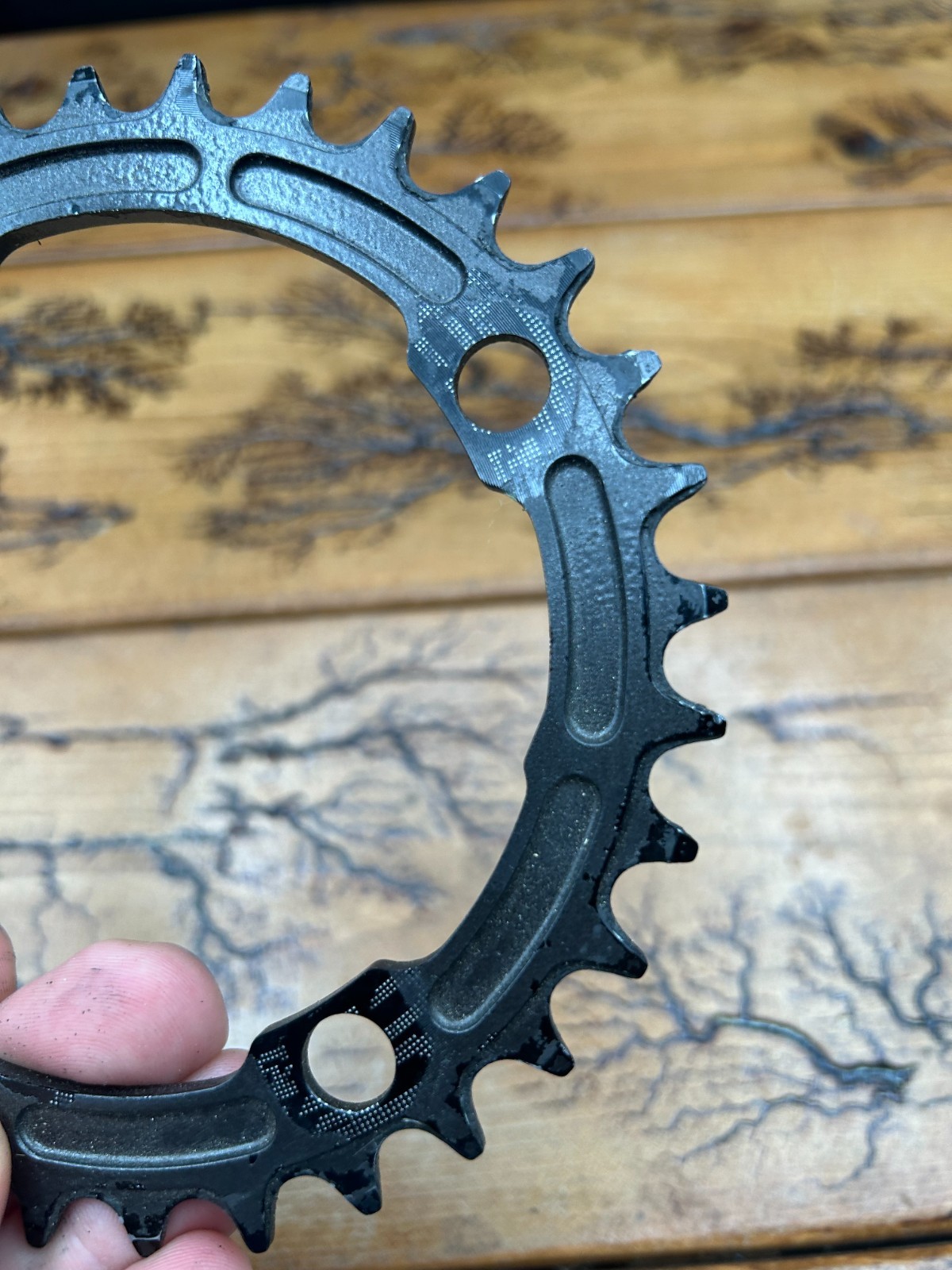 RaceFace 32 Tooth 9/10/11 Speed Narrow Wide 104 BCD Chainring