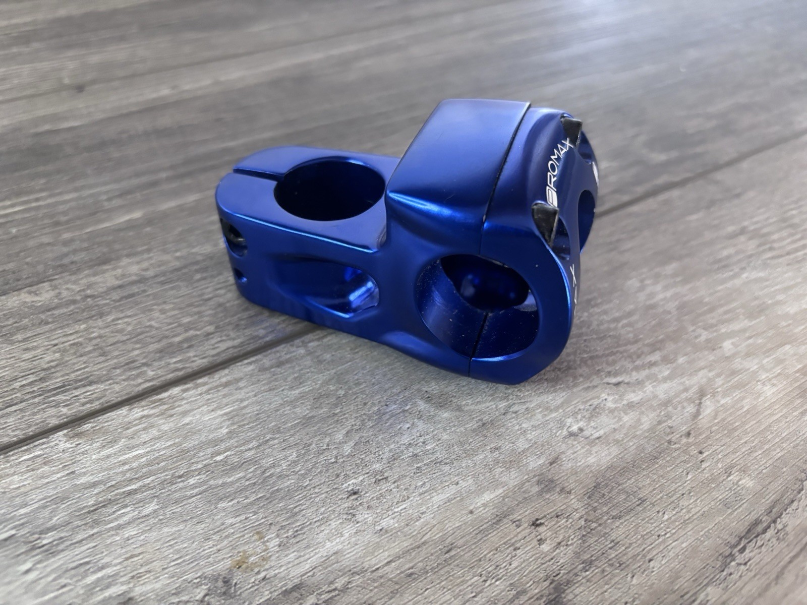 Promax Banger front load 31.8mm, CNC Alloy, 48mm Reach, , 1-1/8″ BLUE