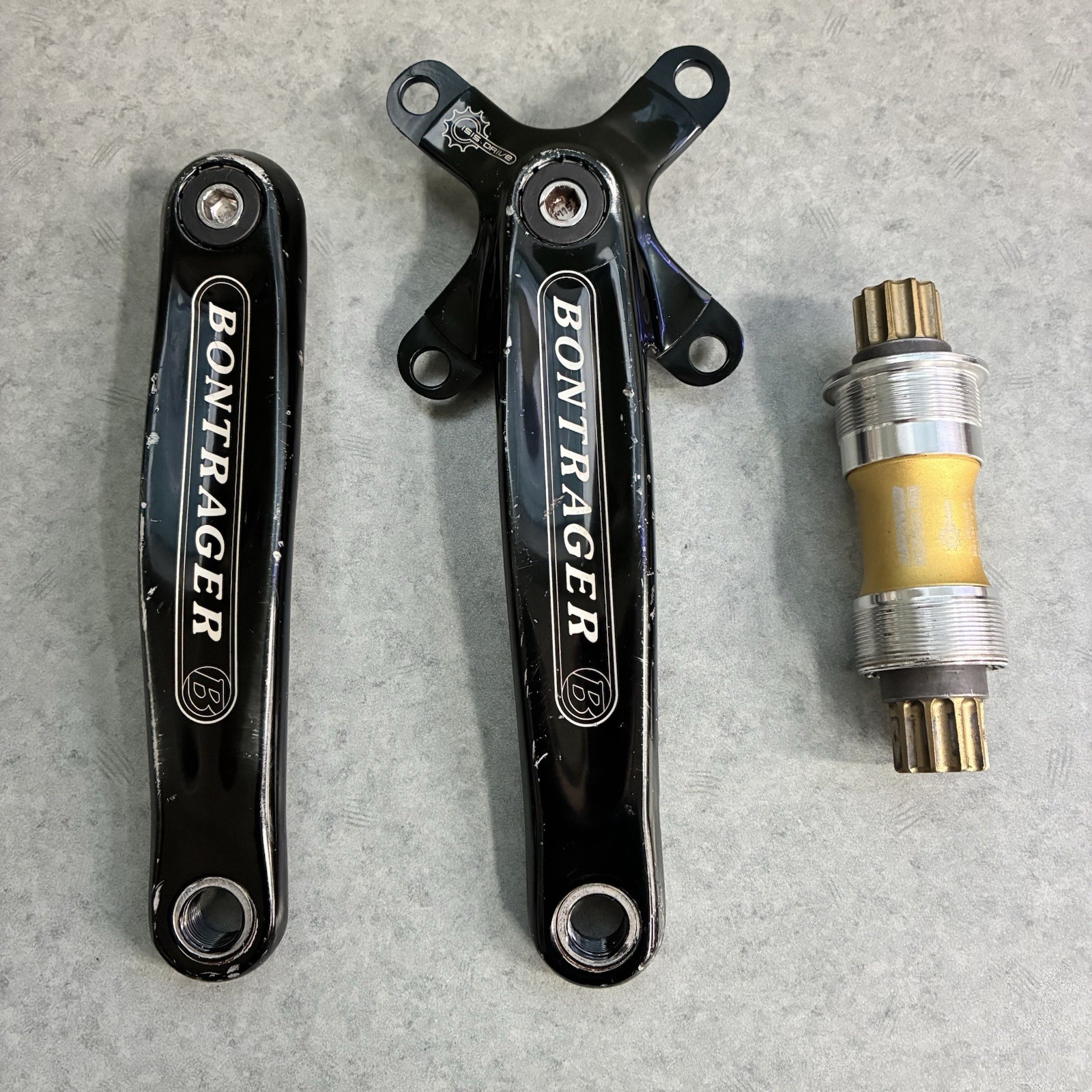 VINTAGE BONTRAGER RACE MTB 175 MM ISIS DRIVE CRANKSET W/ BB 104 / 64mm BCD ARMS