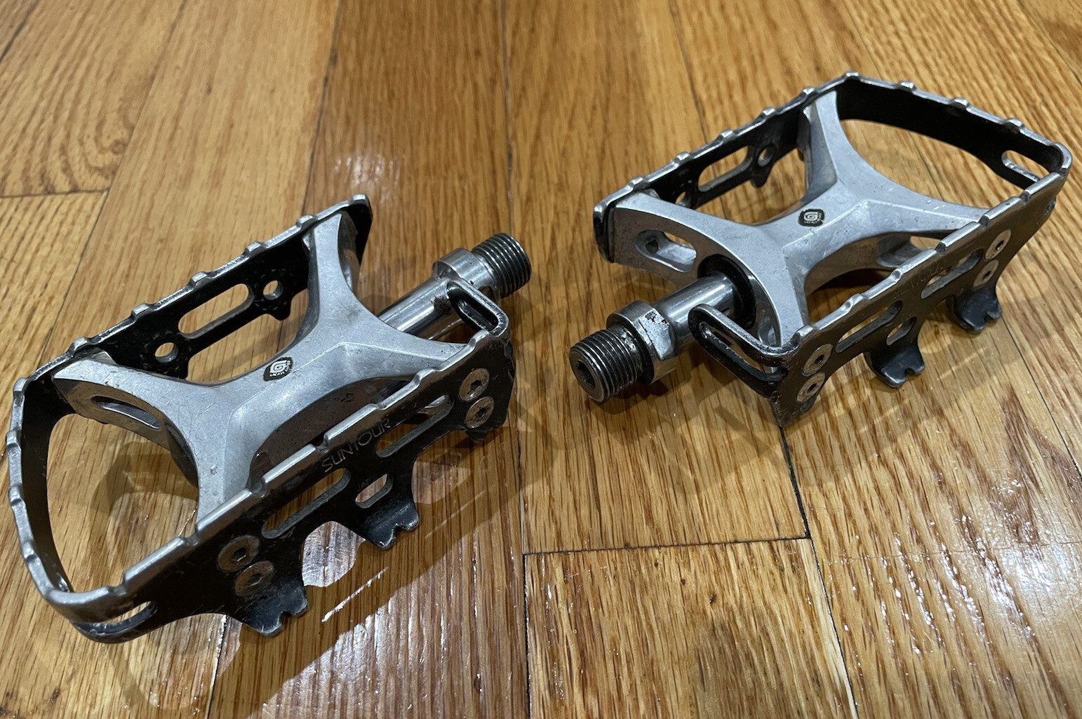 Vintage Suntour XC Pro WTB Grease Guard 9/16″ x 20 MTB Pedals, Excellent Cond