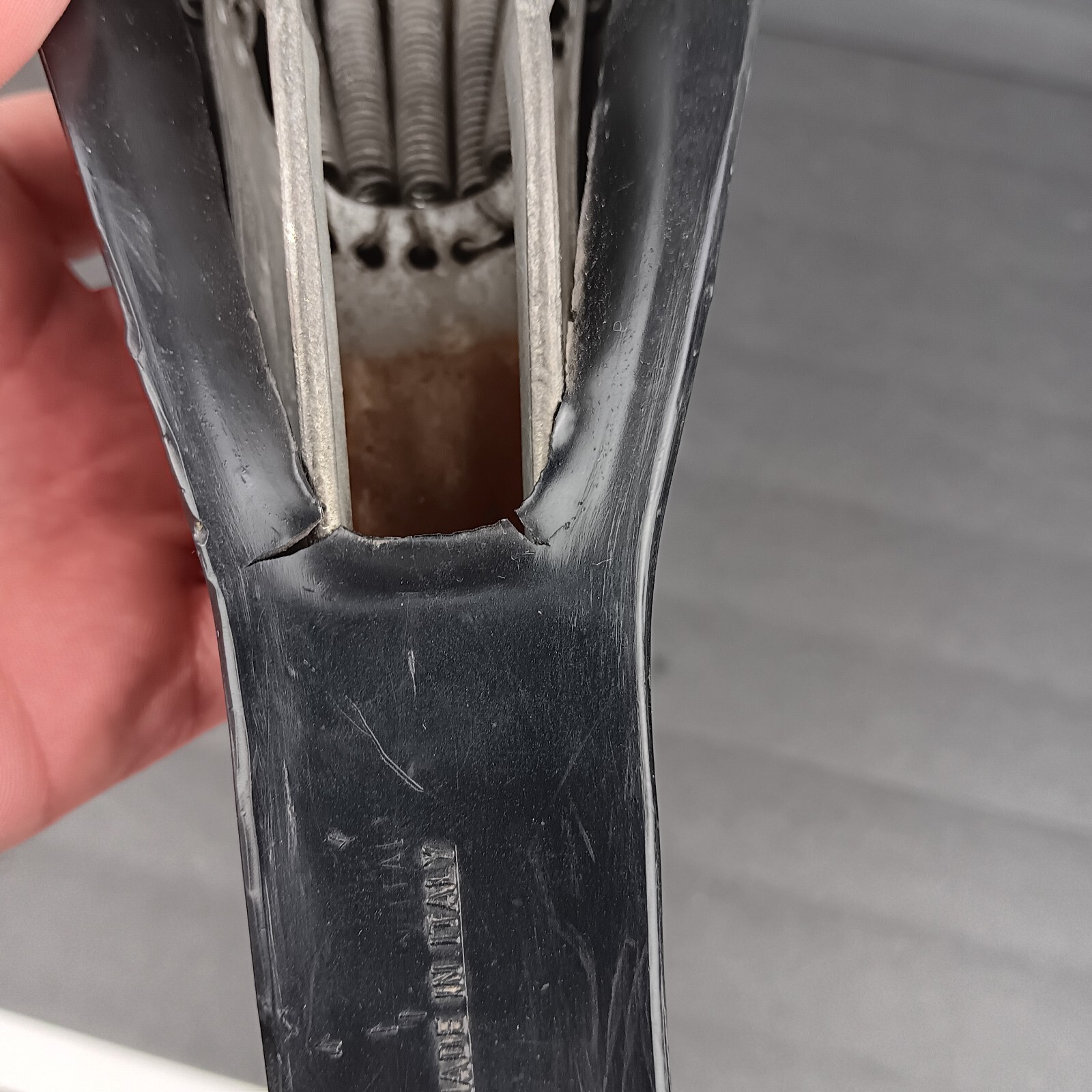 Vintage Centaur Italy Spring Bicycle Seat 10.25″×5.75″ Inches Black Vinyl Rubber