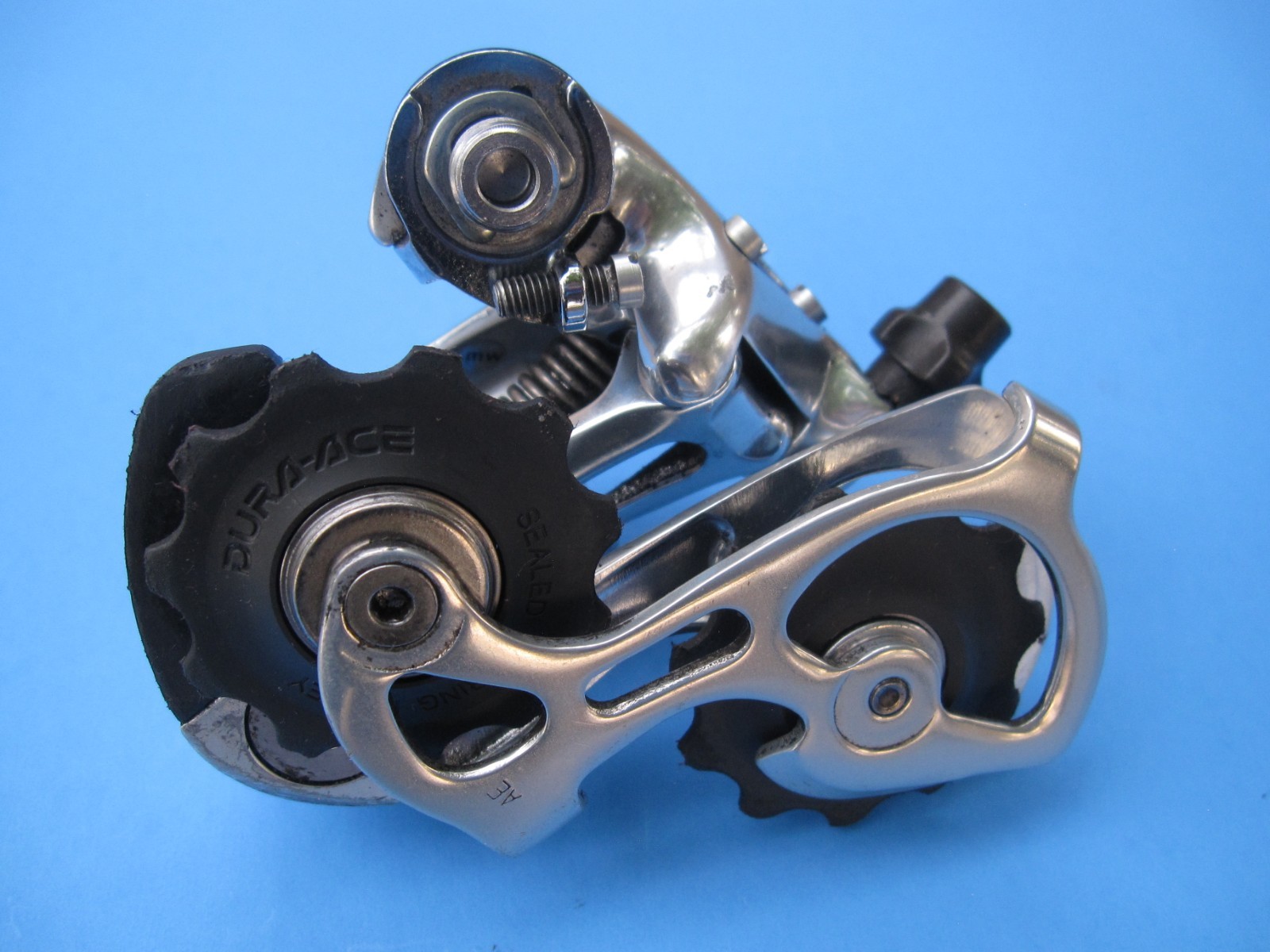 Shimano Dura-Ace rear derailleur, RD-7700, short cage, 9-speed