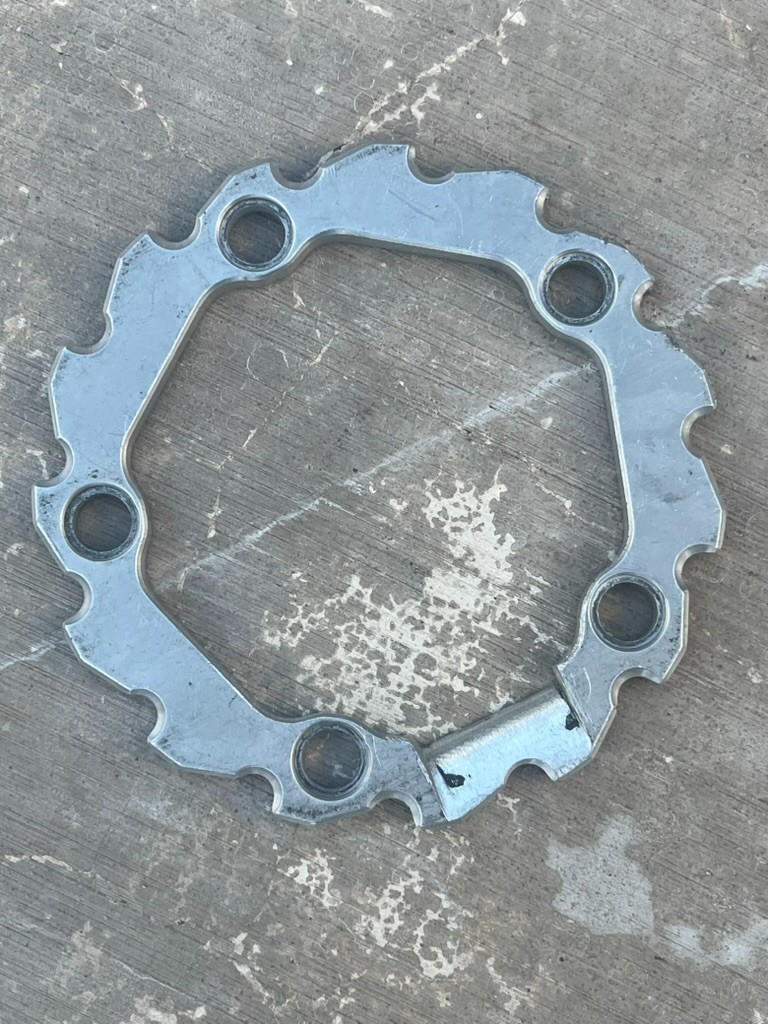 Unbranded Alloy Buzzsaw Chainring Chainguard | 94 BCD / 28T / VGC