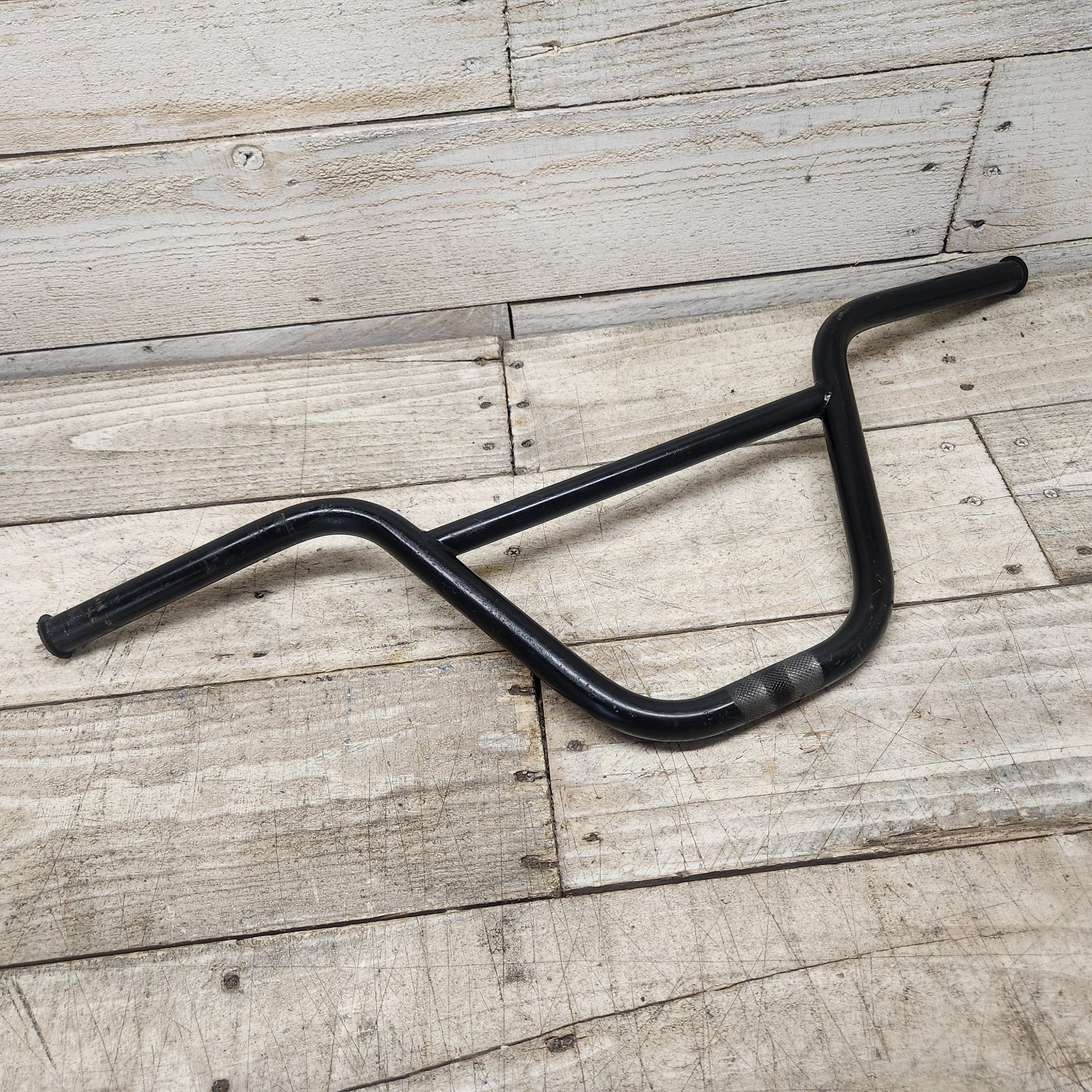 2010 Eastern Axis Black Chromoly BMX Handlebar 27″W x 9″H Black 22.2mm