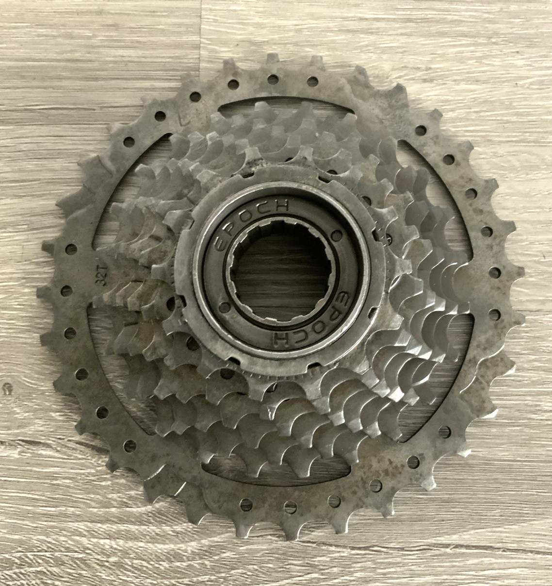 EPOCH FREEWHEEL 7 SPEED 14-32 TOOTH BRITISH THREADED
