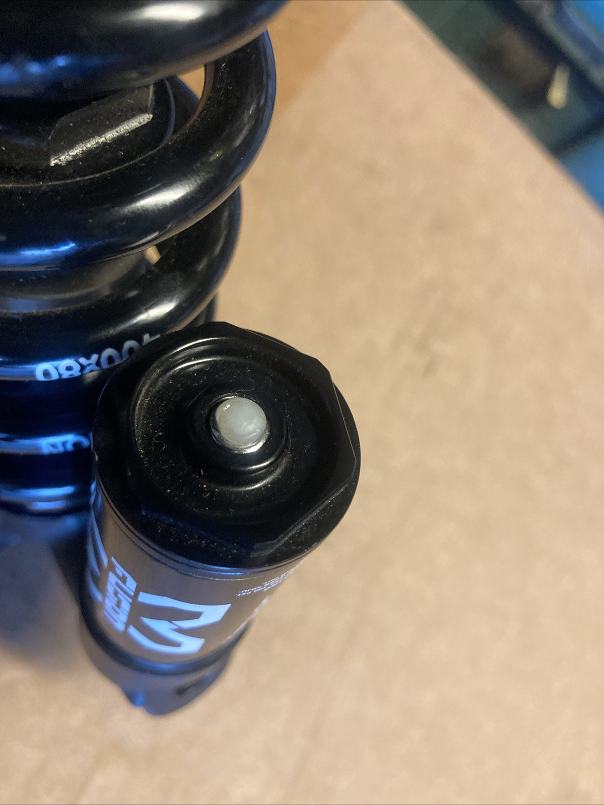 x fusion rear shock Vector Spring Mountain Bike