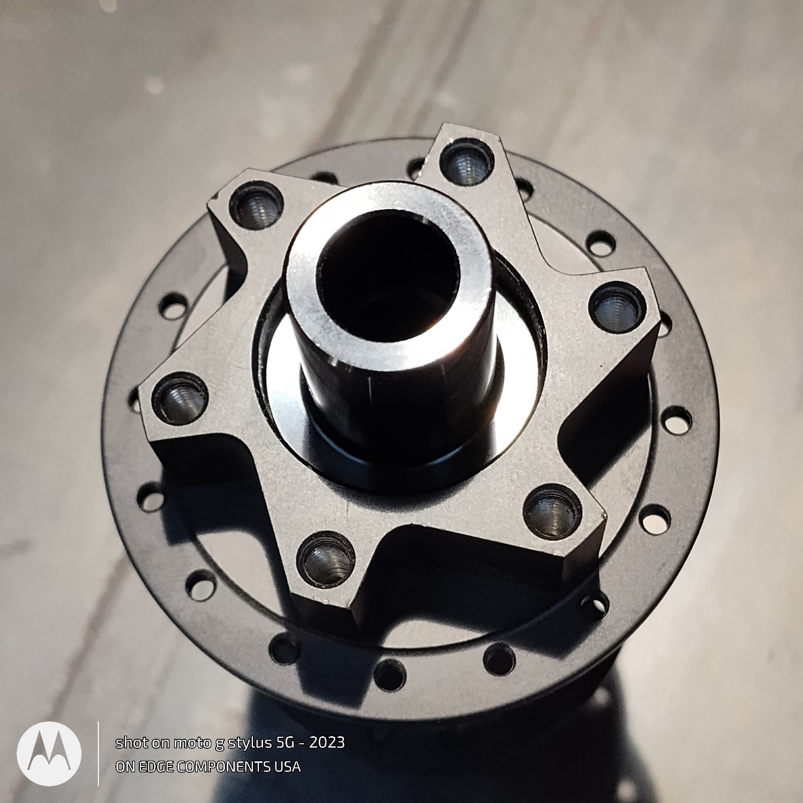 DT Swiss 370 12×148 Boost 6-Bolt 24T Ratchet LN SRAM XD 32H Hole Rear Hub