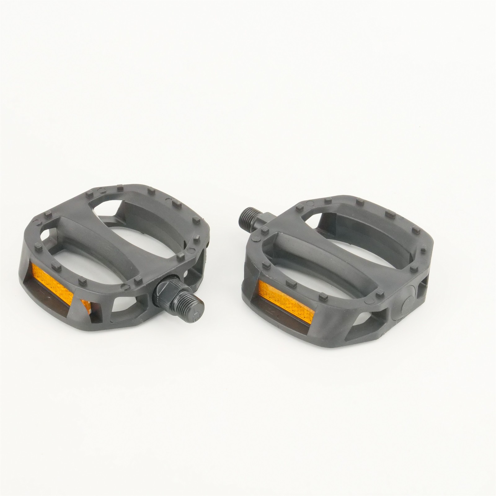 Sunlite Grabber Flat Platform Pedals 9/16″ Nylon Black Bike