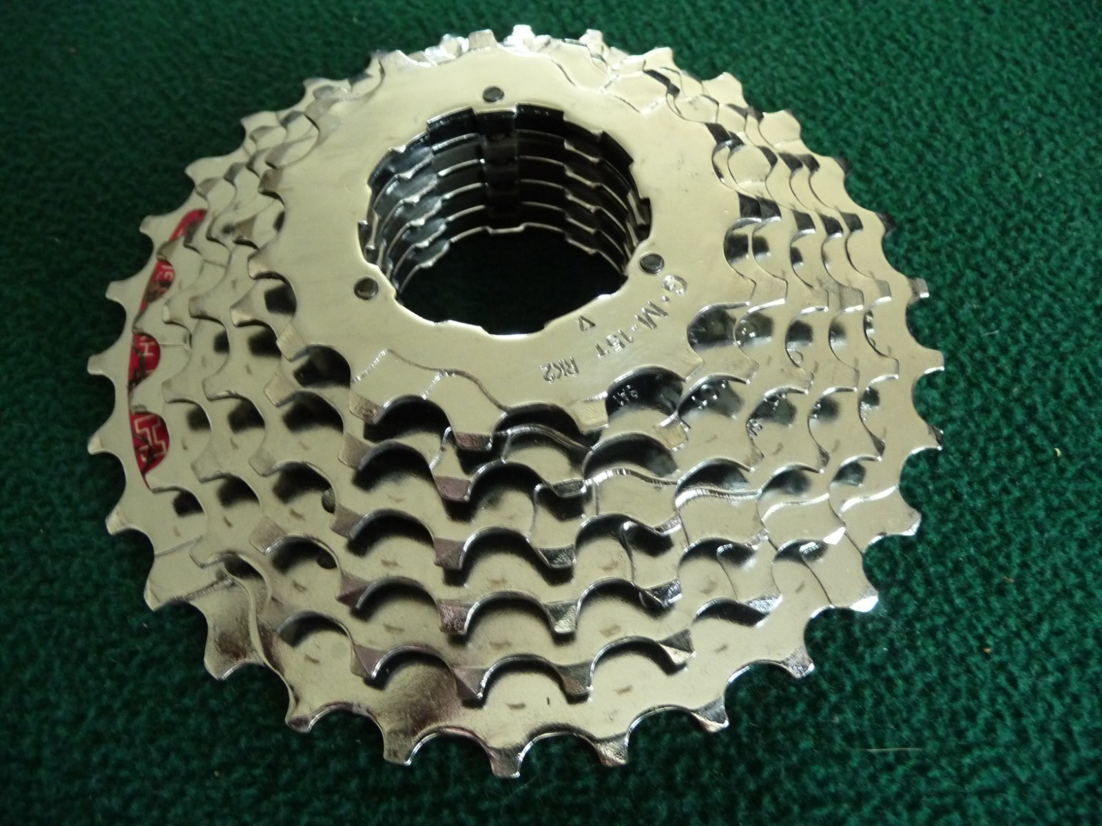 Shimano XT HG90 13-30 7spd cassette sprocket