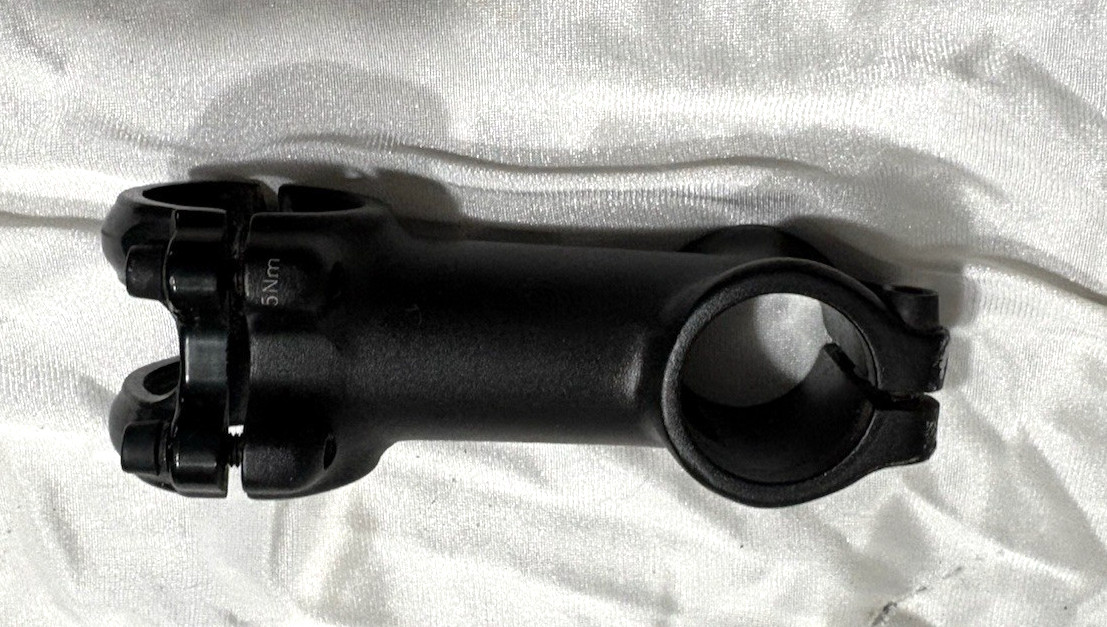 MTB Bike Stem, Black, 85mm 8 degree 4 bolt Giant