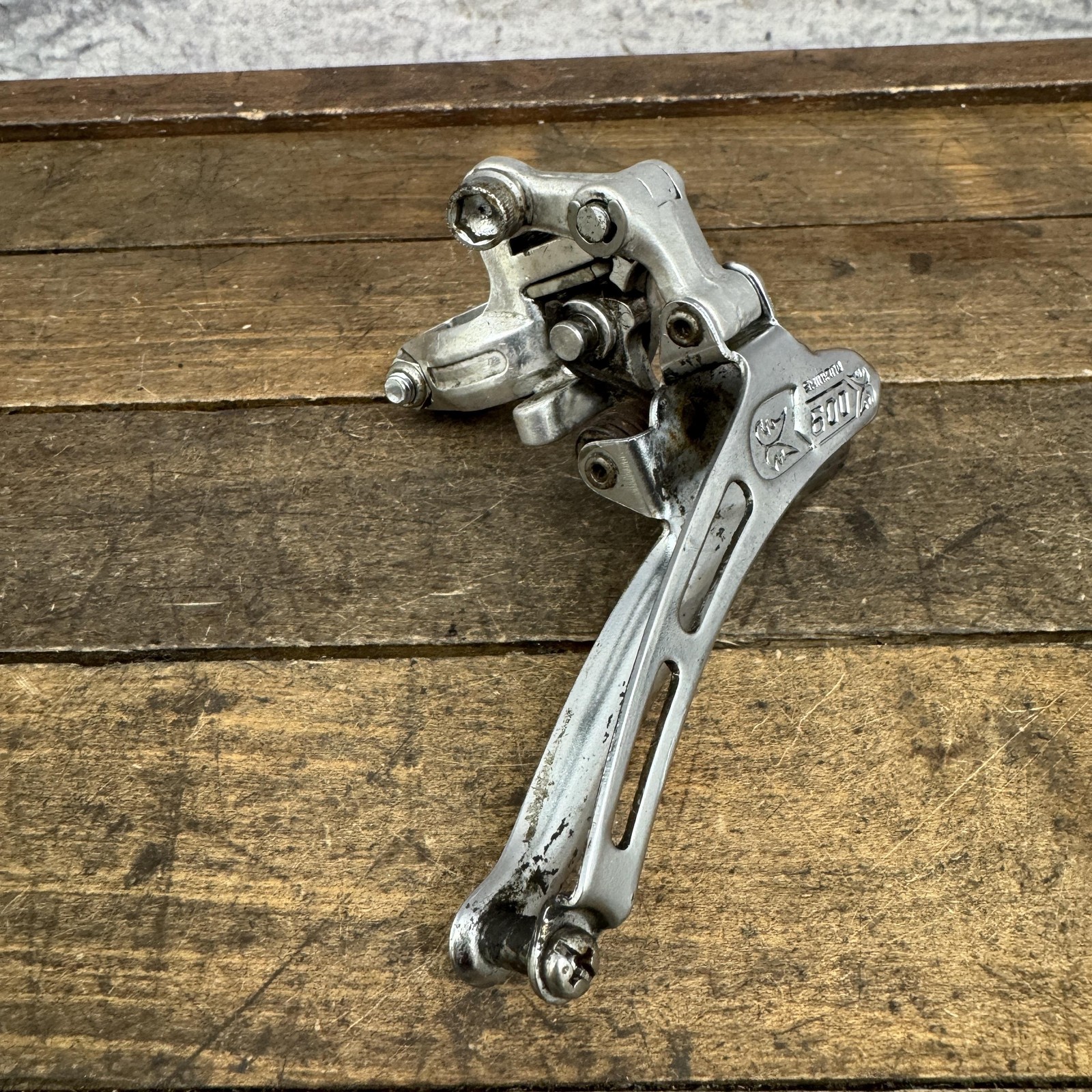 Vintage Shimano 600 Arabesque Front Derailleur 28.6 Clamp Bottom Pull Road