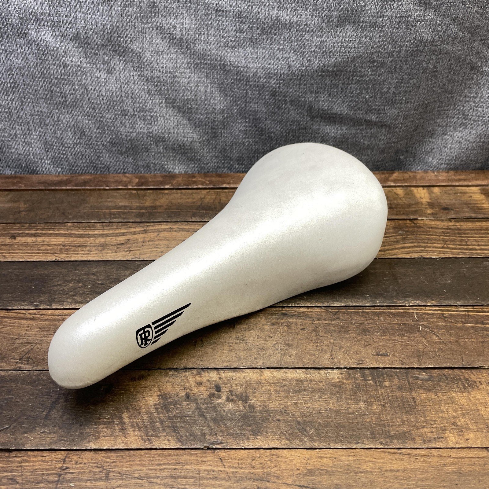 Vintage Ritchey Logic Saddle White 90s MTB Seat TR Tom Ritchey Mountain