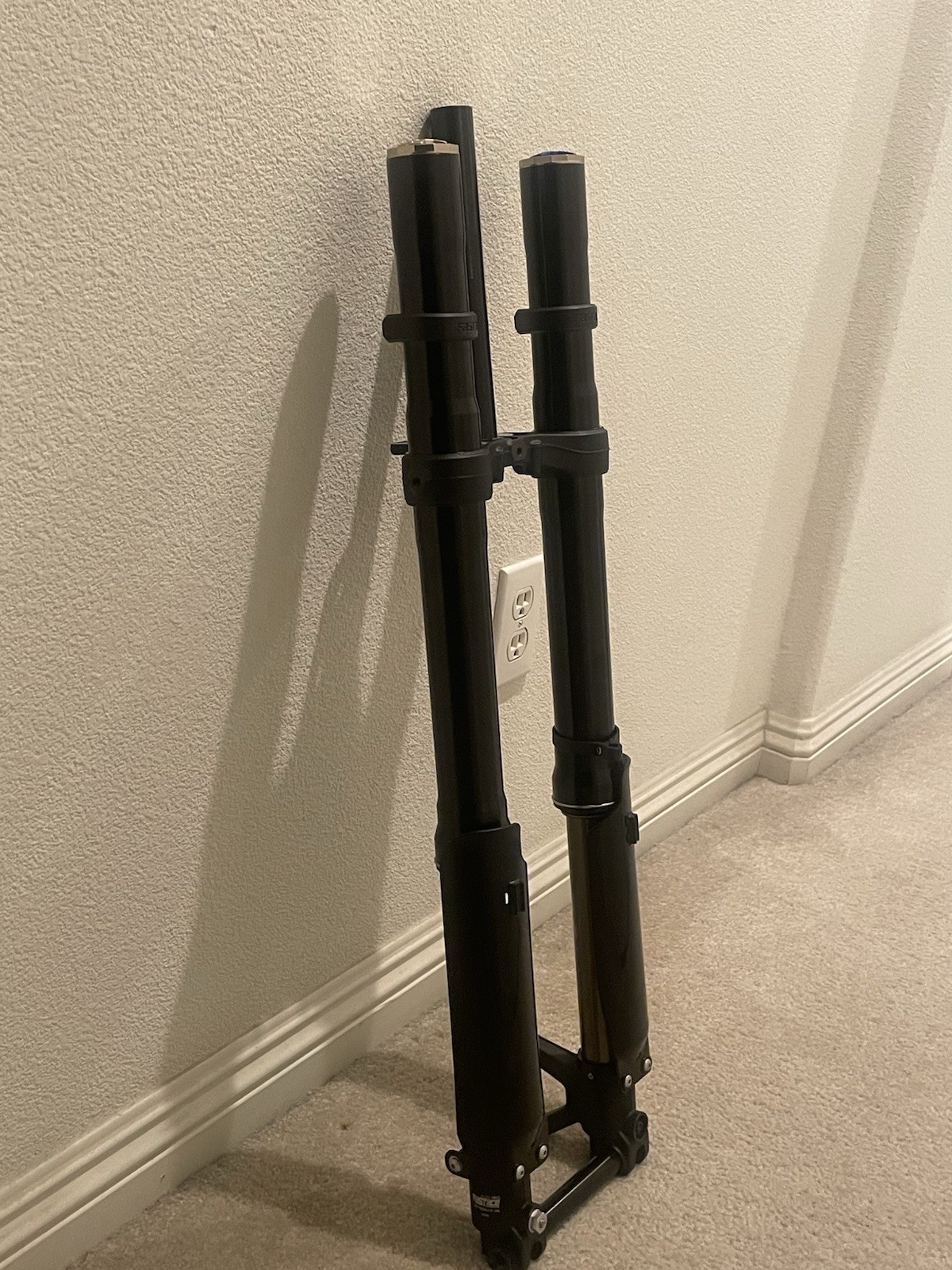 Fast ace front suspension forks oil all black